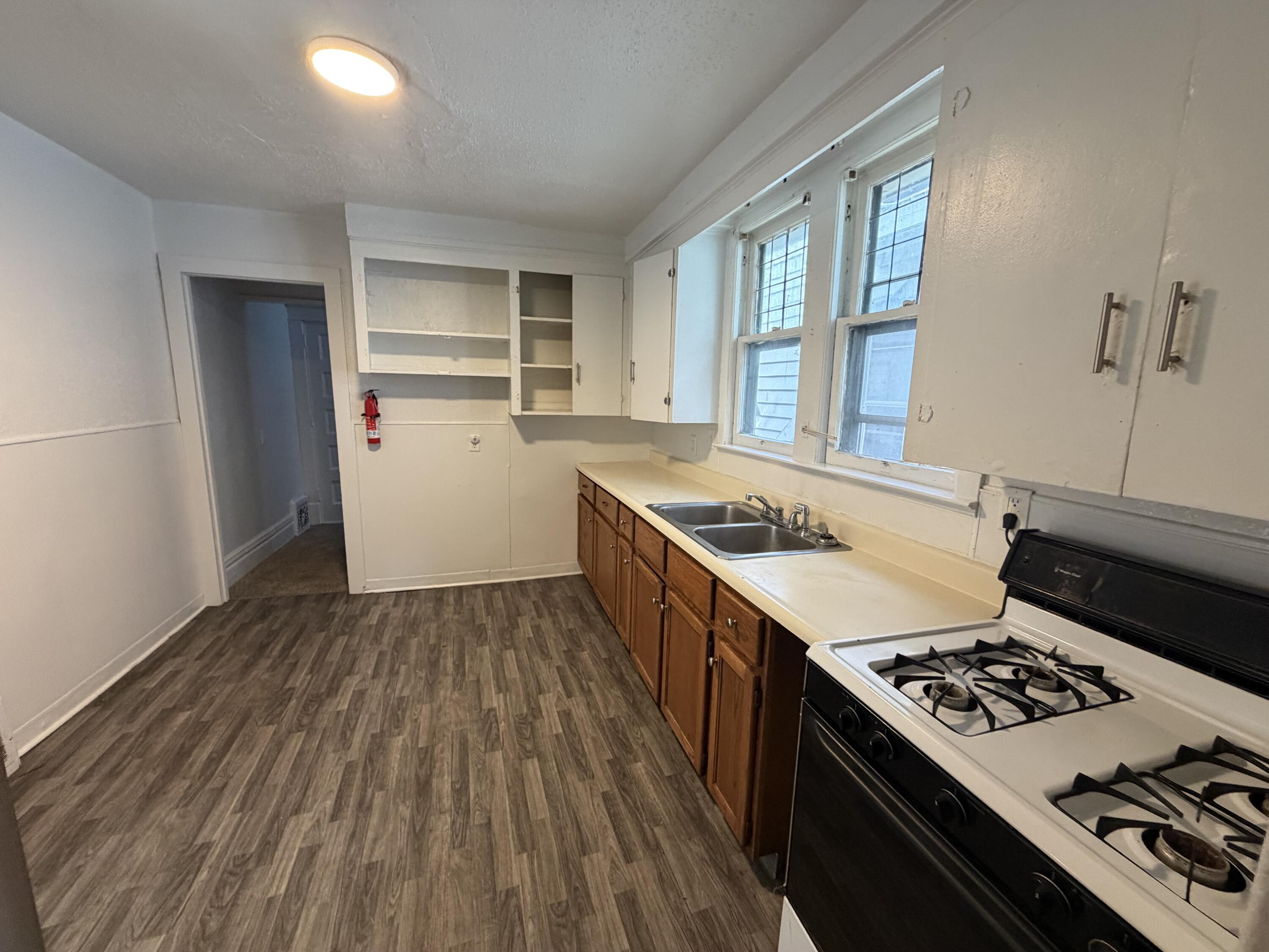 613 Pearl Street Kalamazoo MI 49007