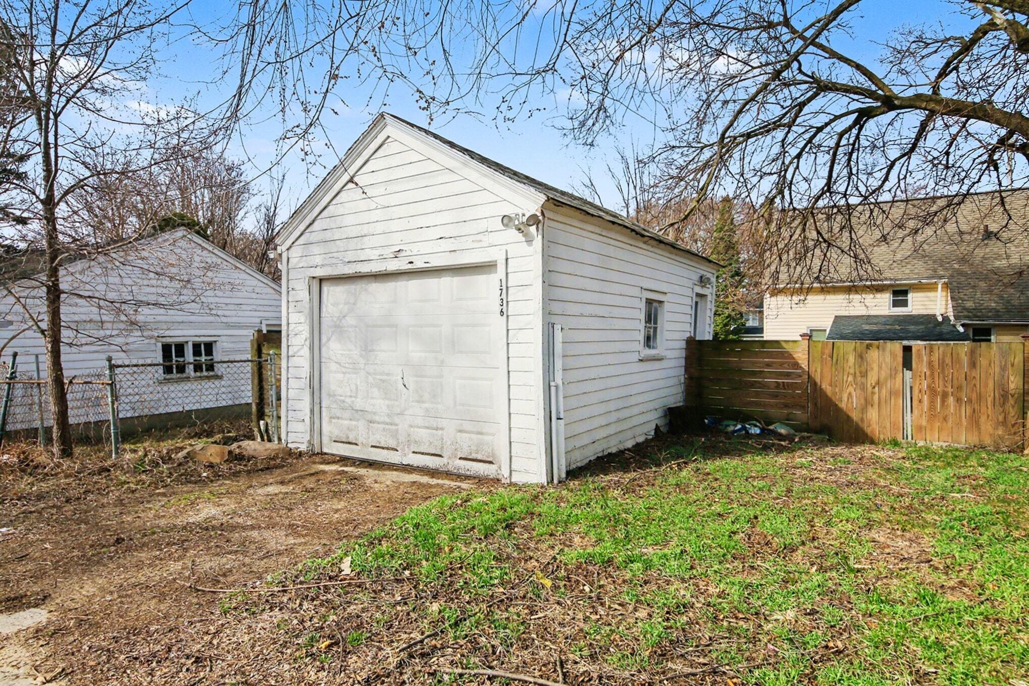 1736 Martin Avenue SE Grand Rapids MI 49507