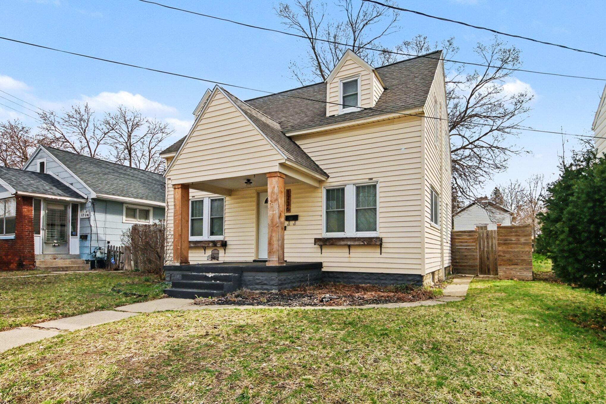 1736 Martin Avenue SE Grand Rapids MI 49507