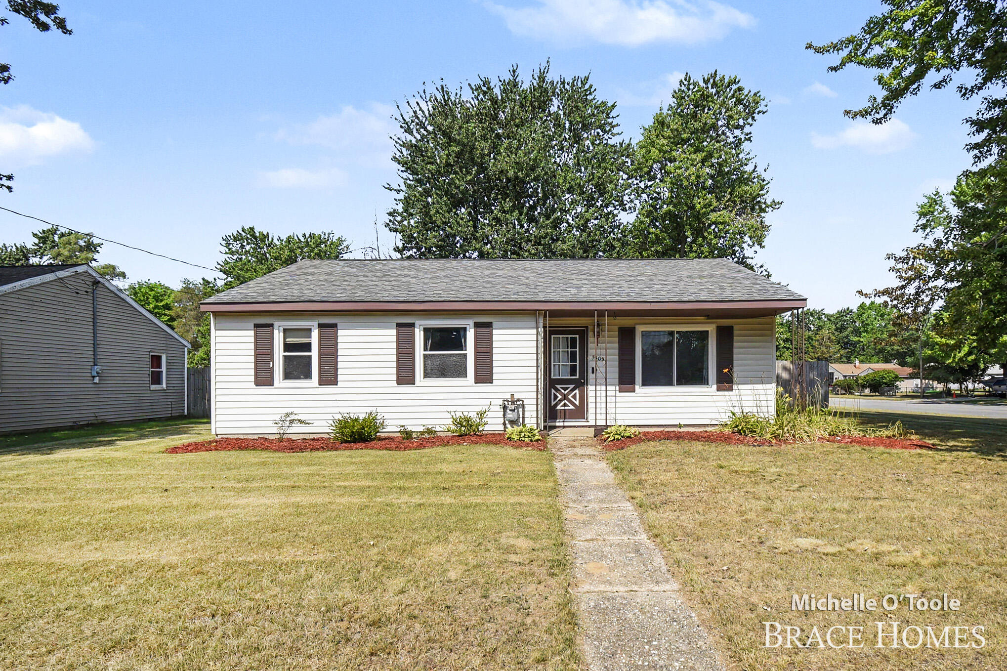 5409 Madison Avenue SE Grand Rapids MI 49548