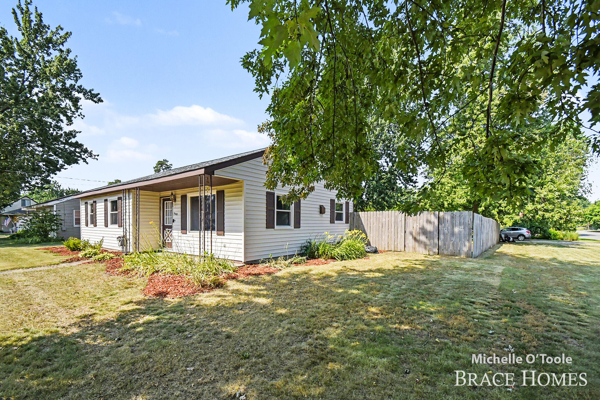 5409 Madison Avenue SE Grand Rapids MI 49548