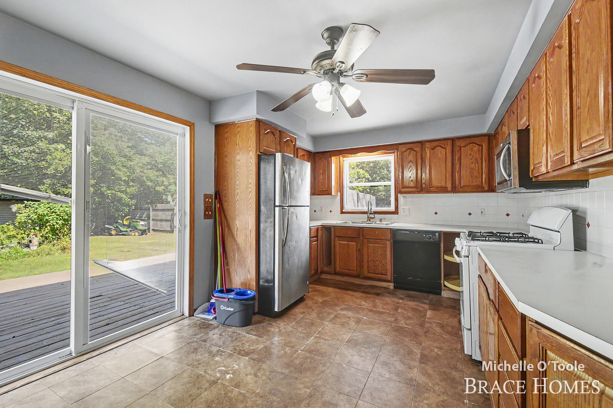 5409 Madison Avenue SE Grand Rapids MI 49548