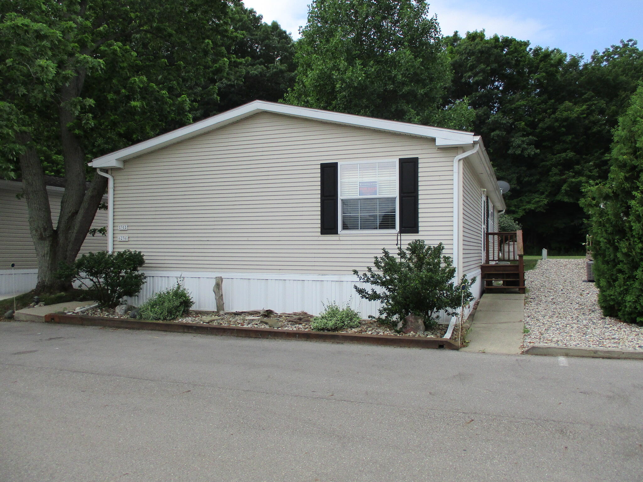 6236 Arrowhead Drive Fennville MI 49408