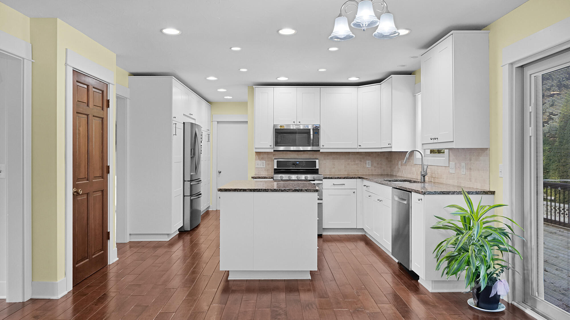 1046 Alden Court Holland MI 49423