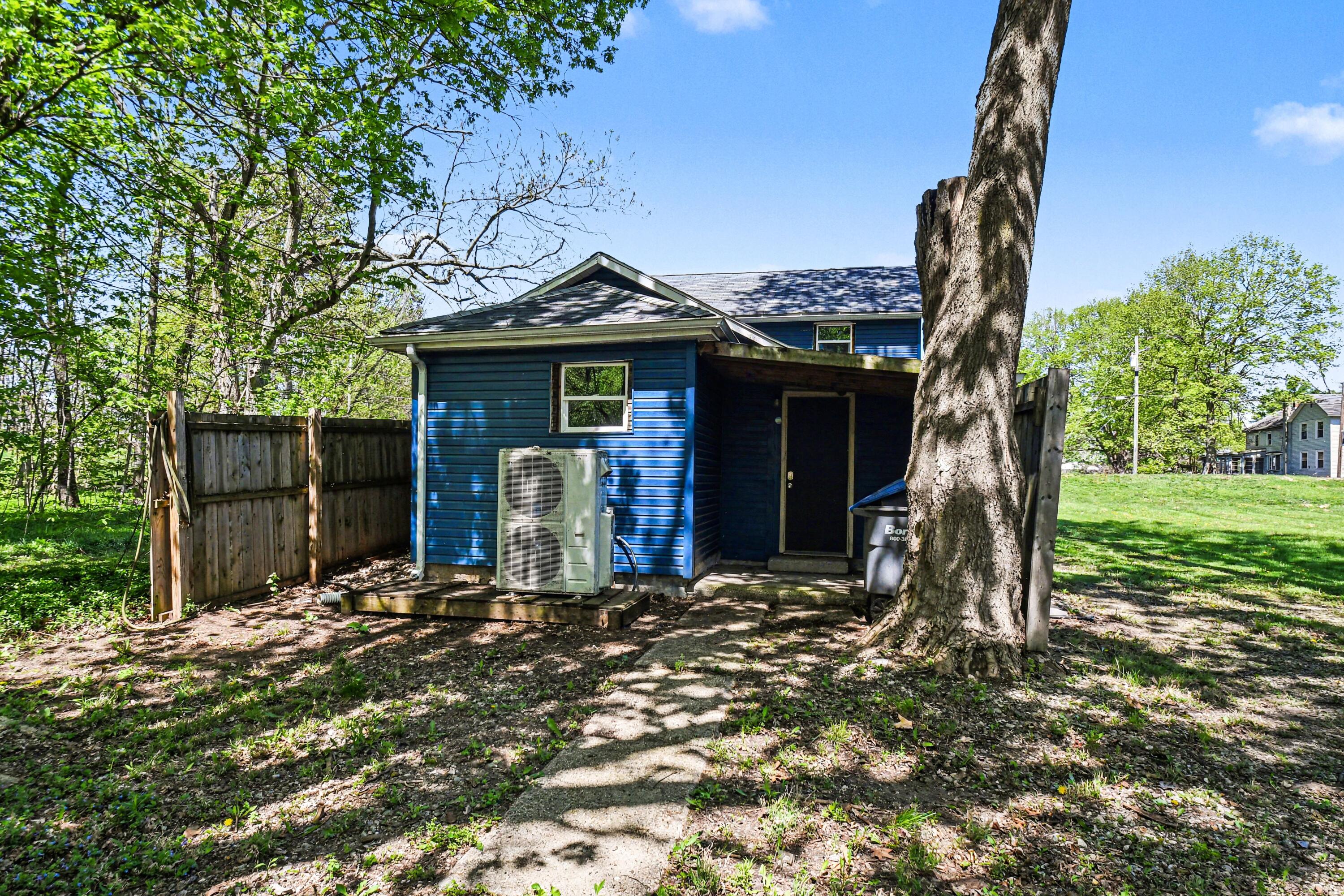 26663 Main Street Edwardsburg MI 49112