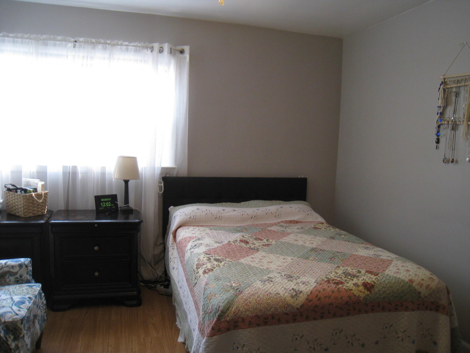 1049 W Summit Avenue Muskegon MI 49441
