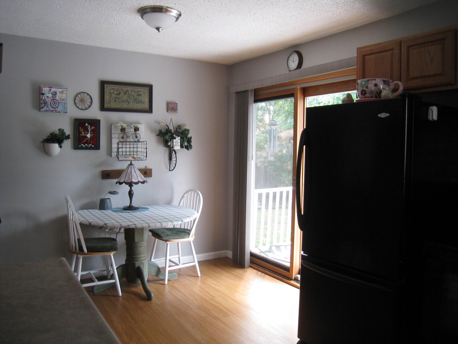 1049 W Summit Avenue Muskegon MI 49441