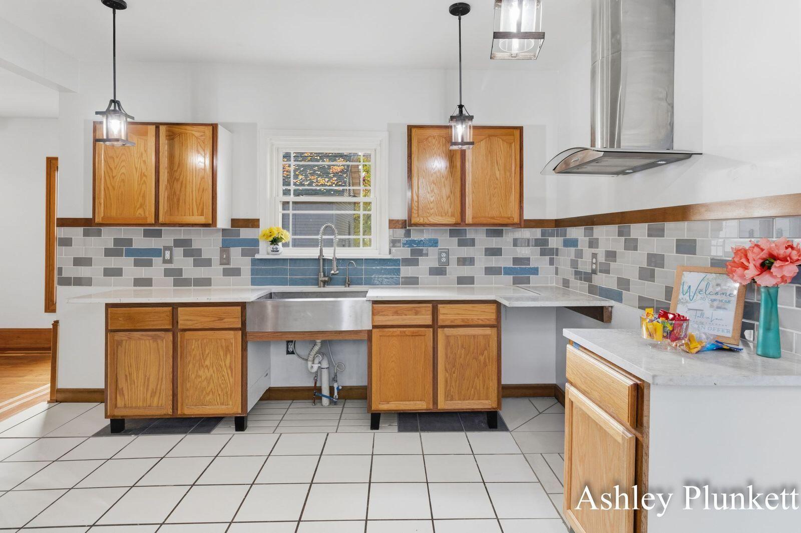 1125 Williams Street Muskegon MI 49442