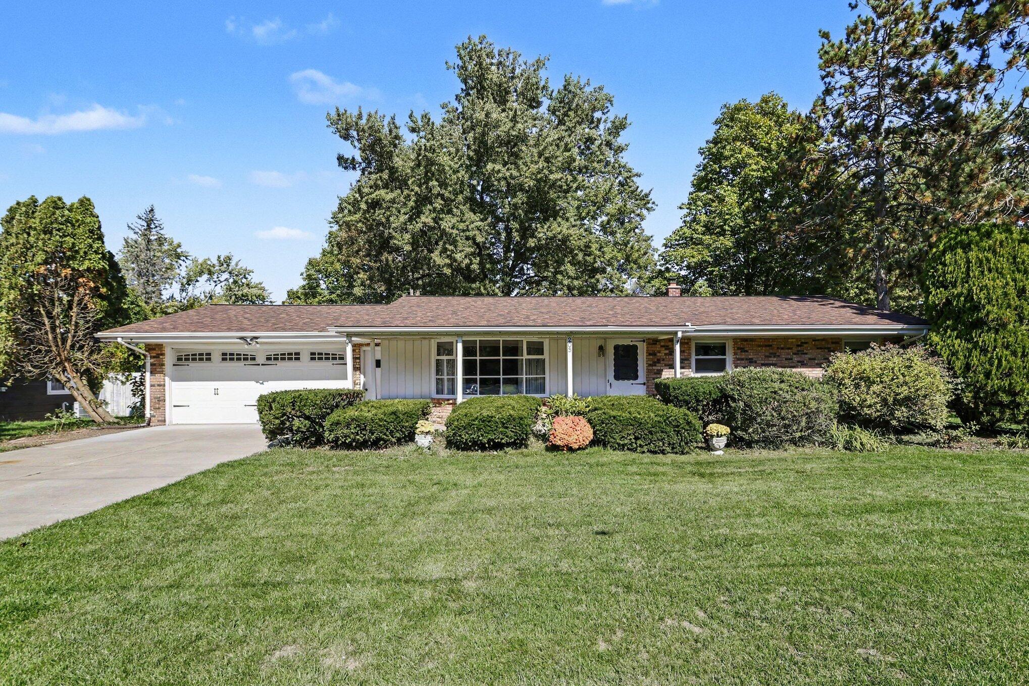205 Jakway Avenue Benton Harbor MI 49022