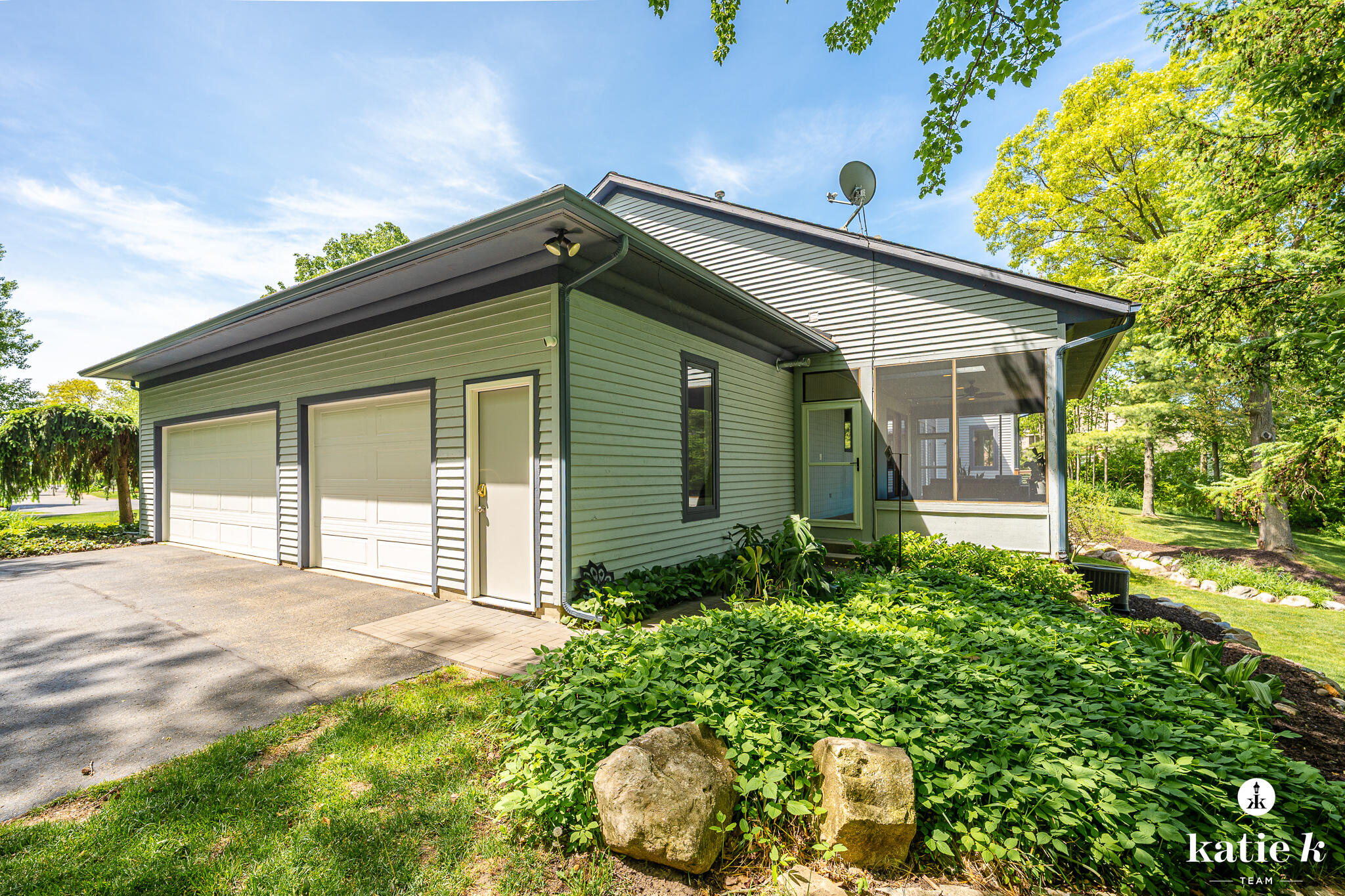 1055 Bradford Hollow Lane NE Grand Rapids MI 49525