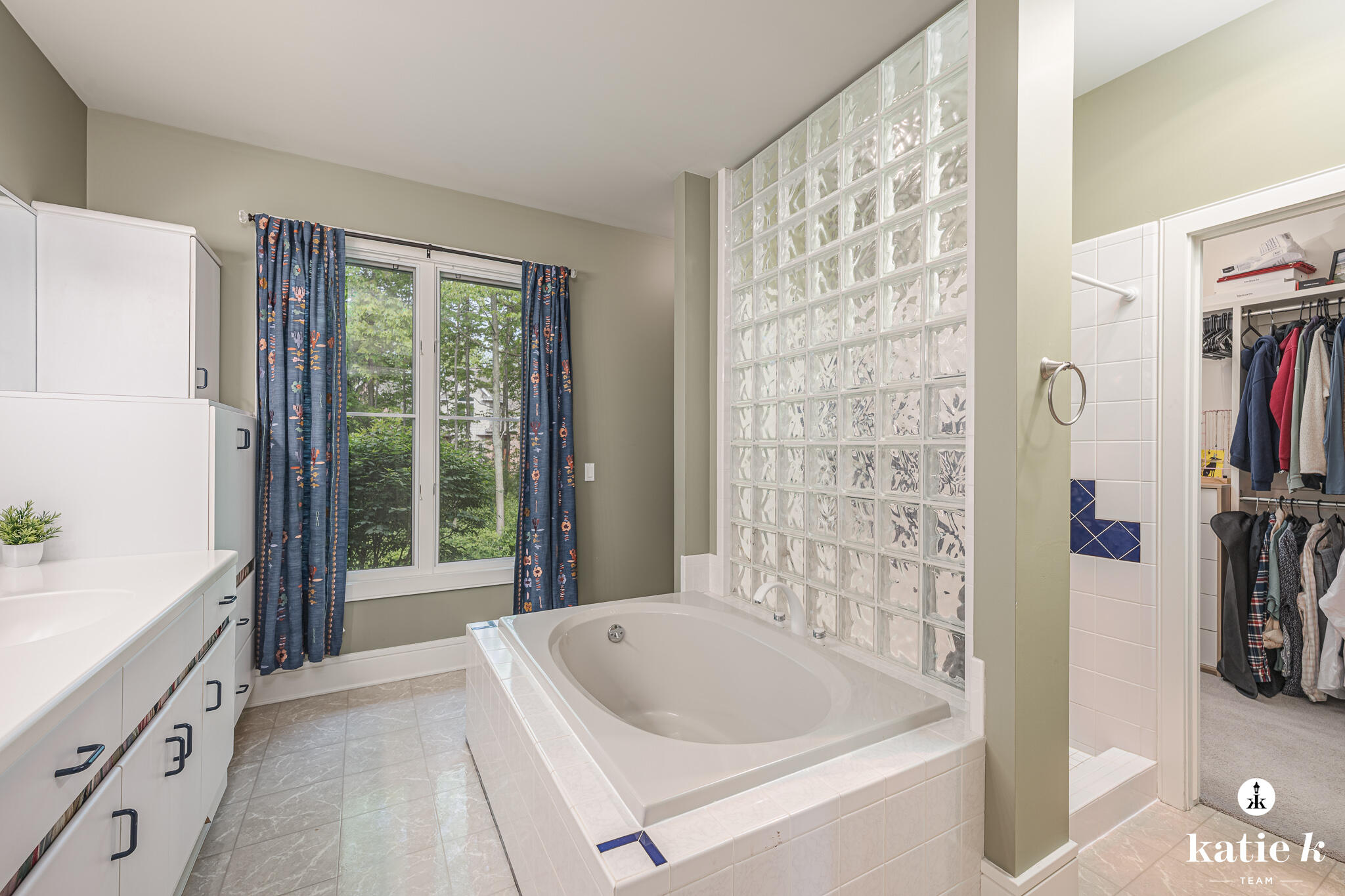 1055 Bradford Hollow Lane NE Grand Rapids MI 49525