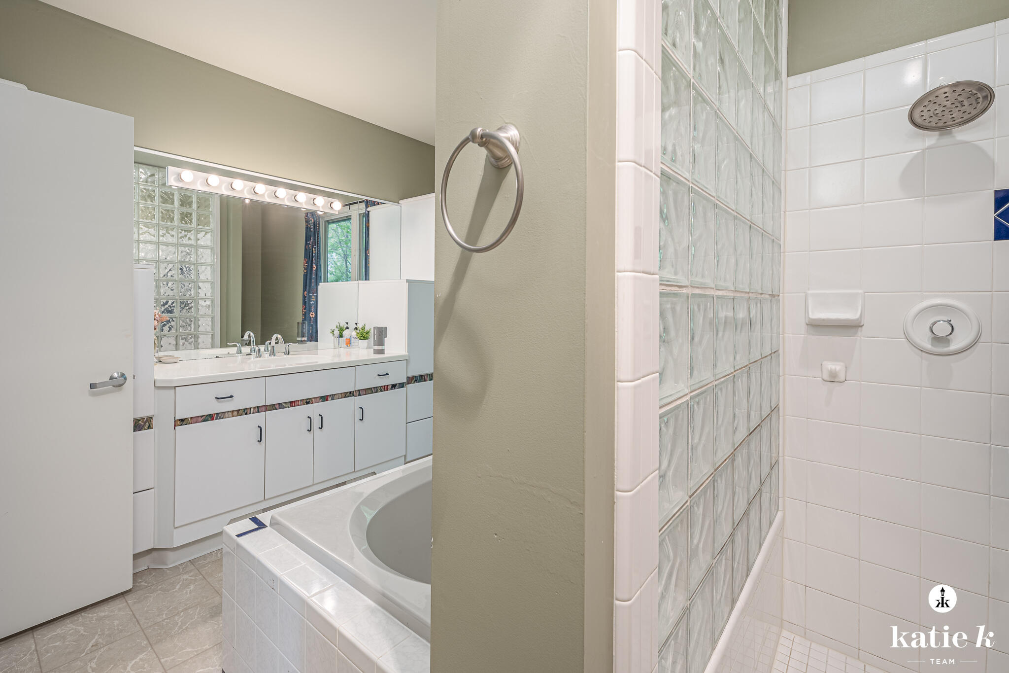 1055 Bradford Hollow Lane NE Grand Rapids MI 49525