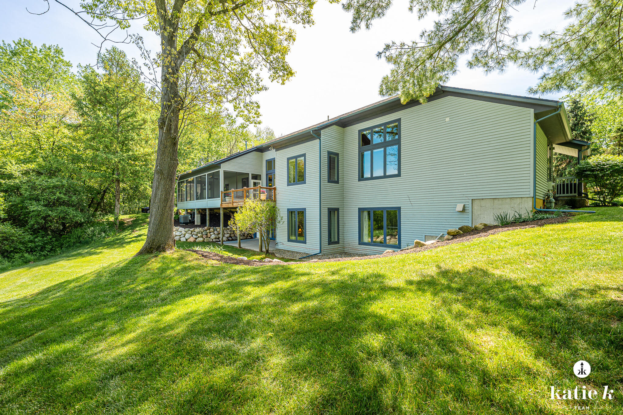 1055 Bradford Hollow Lane NE Grand Rapids MI 49525