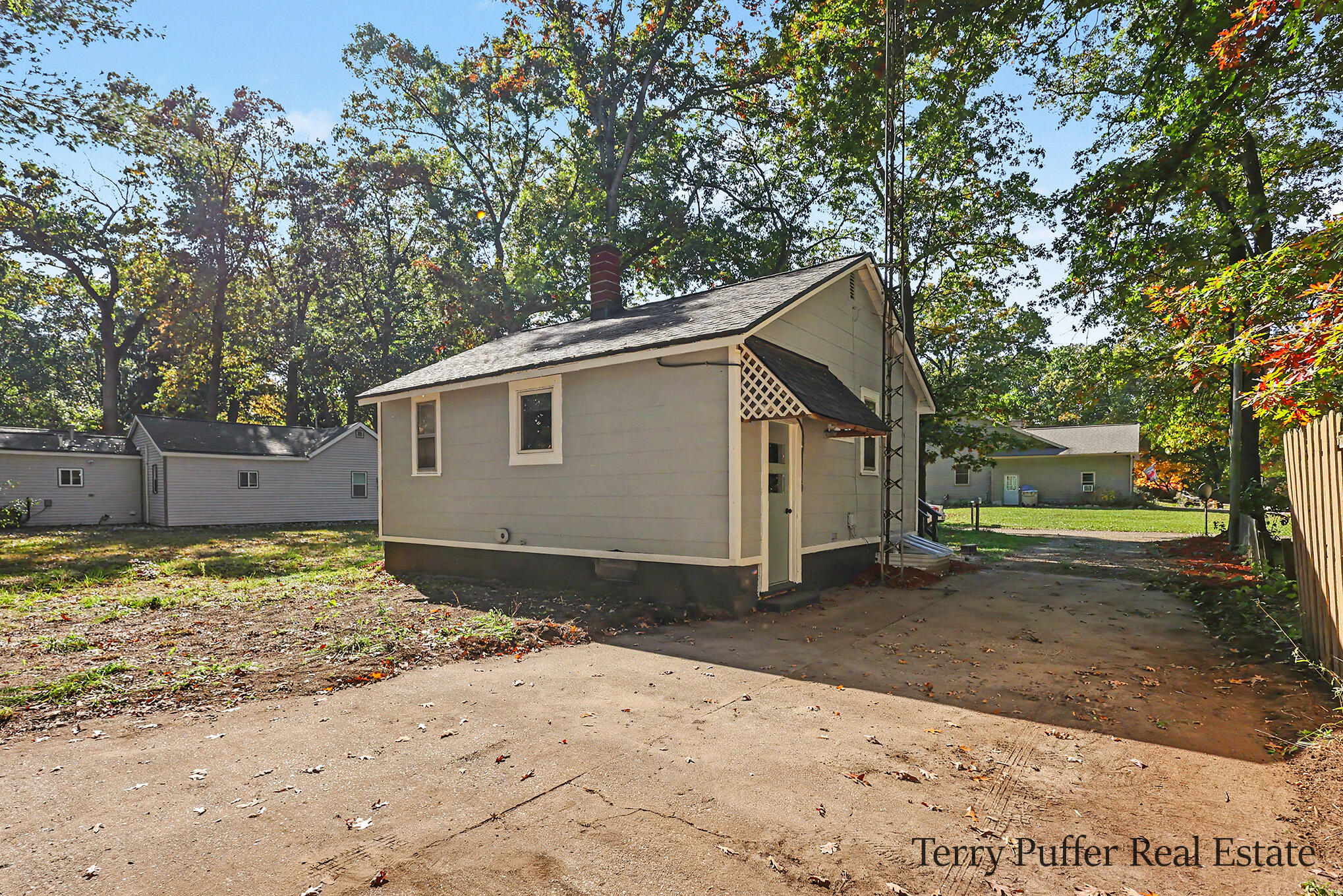 2826 Debaker Road Muskegon MI 49444