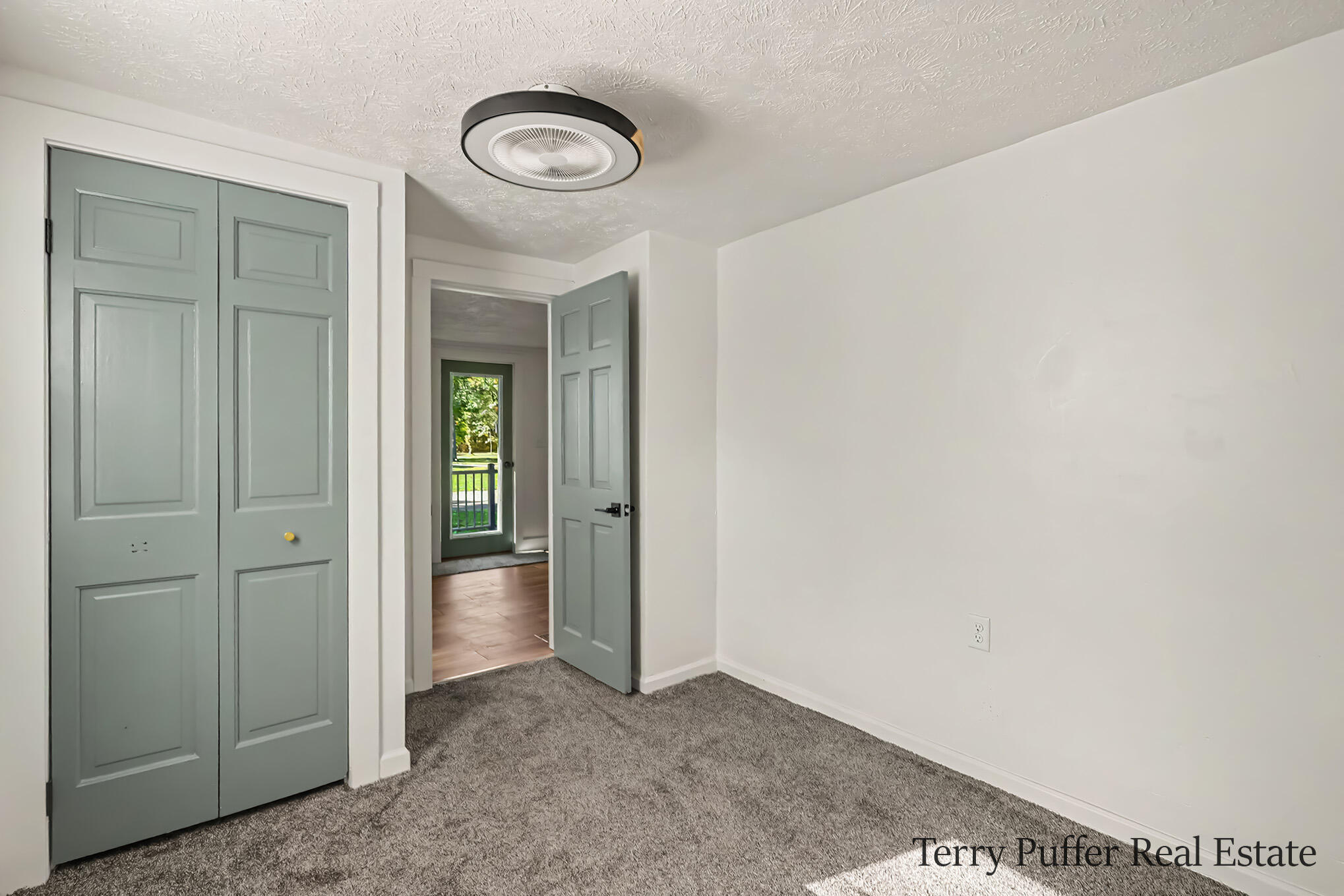 2826 Debaker Road Muskegon MI 49444