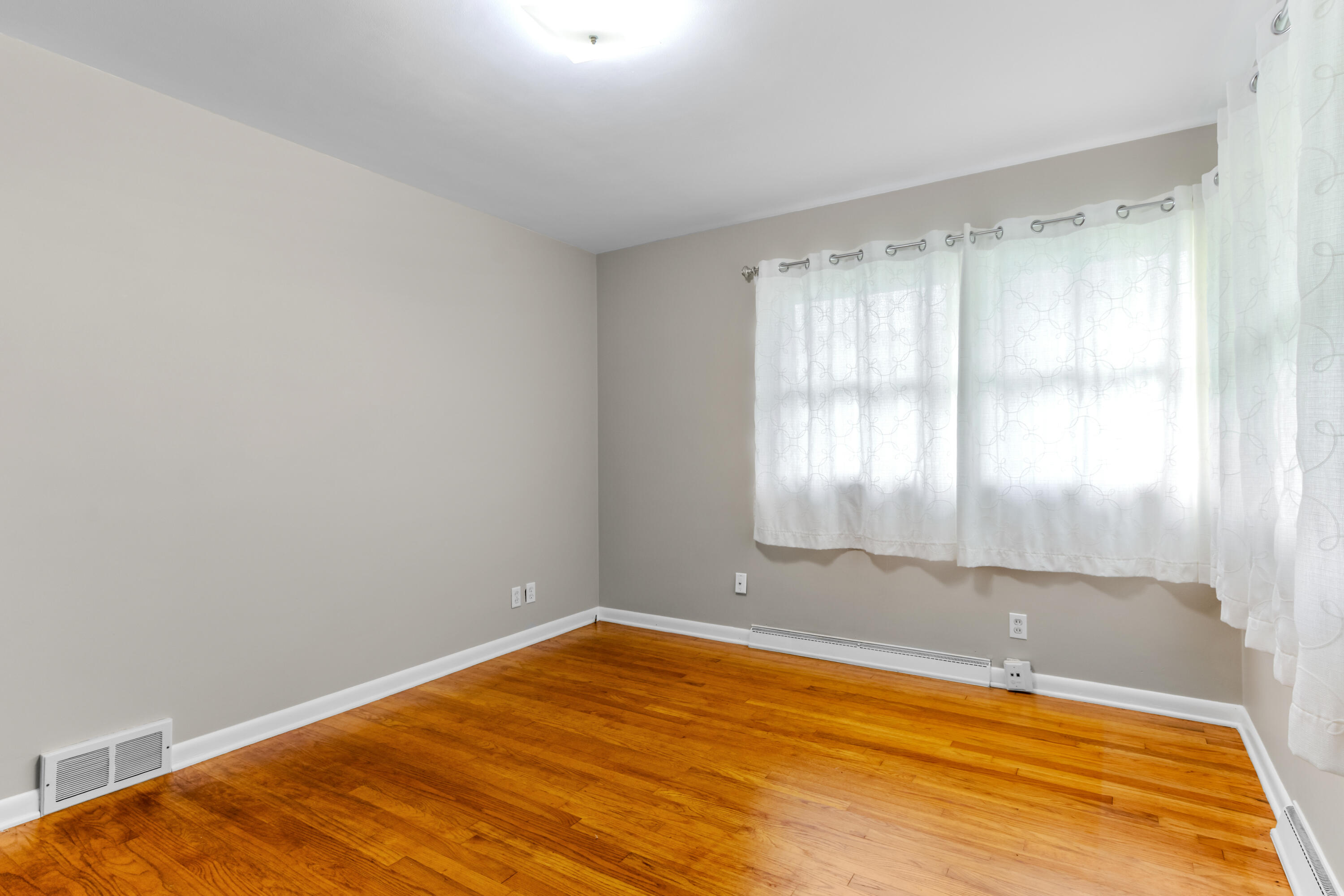 1924 Newton Avenue SE Grand Rapids MI 49506