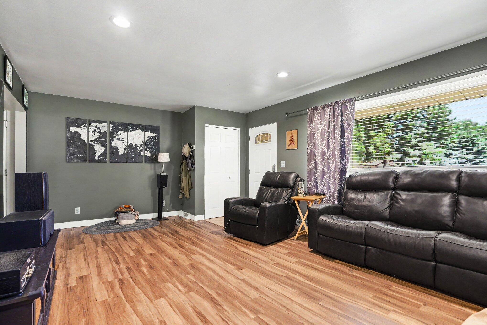 1219 Jeannine Court Niles MI 49120