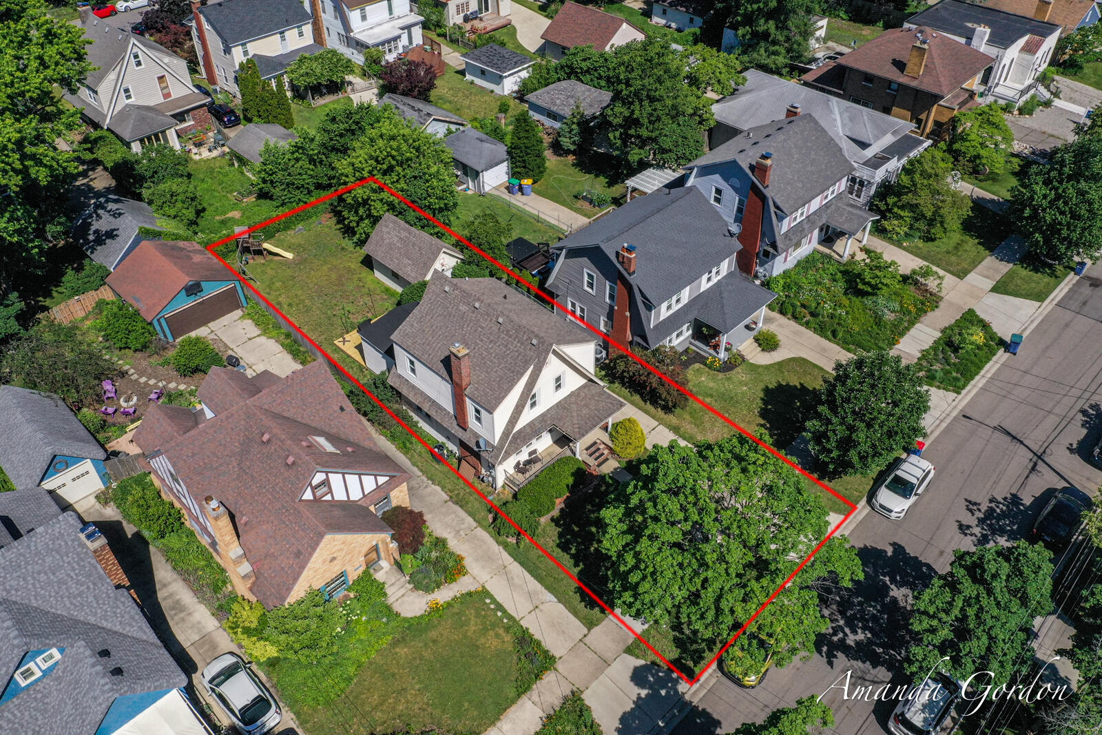2101 Paris Avenue SE Grand Rapids MI 49507