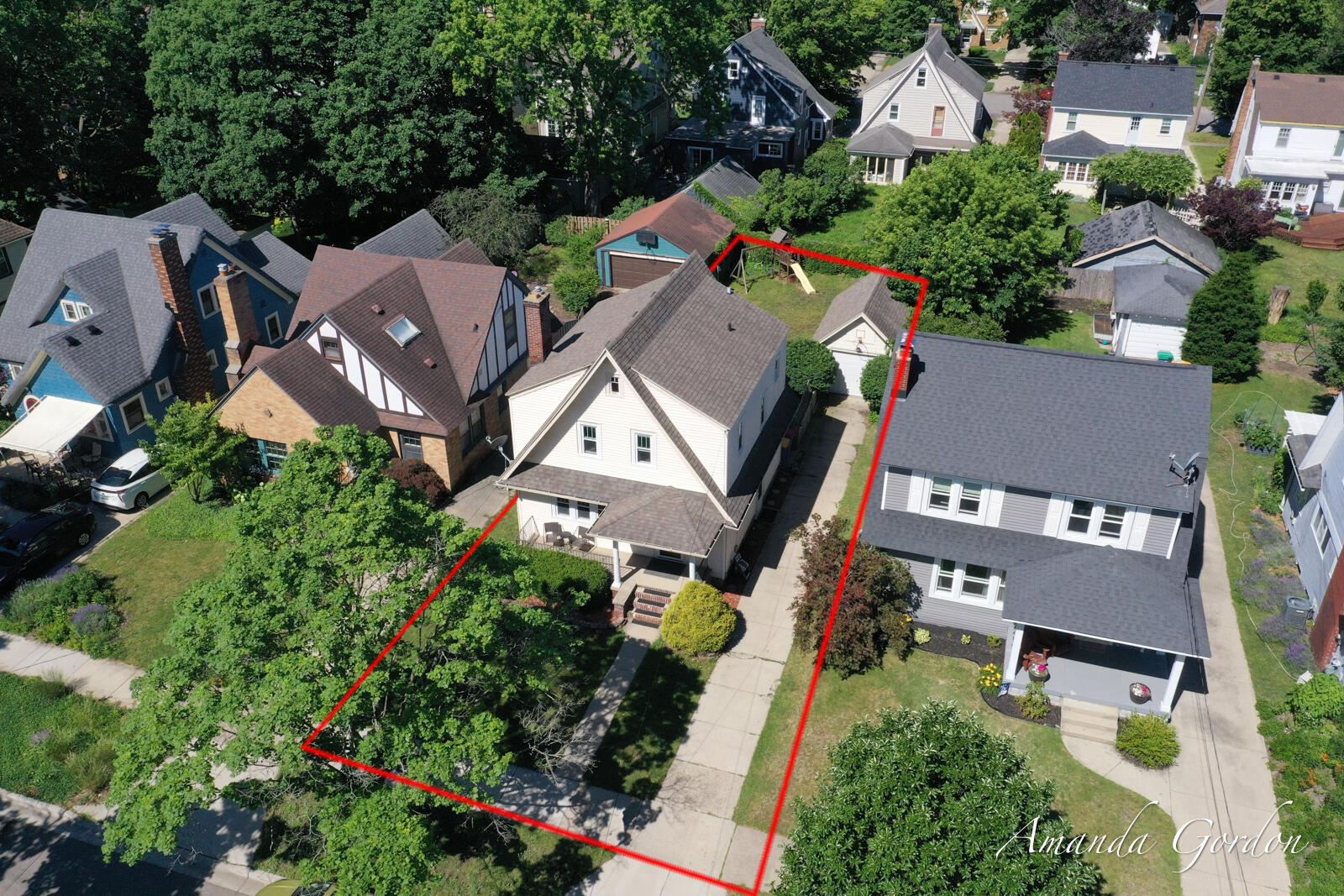 2101 Paris Avenue SE Grand Rapids MI 49507