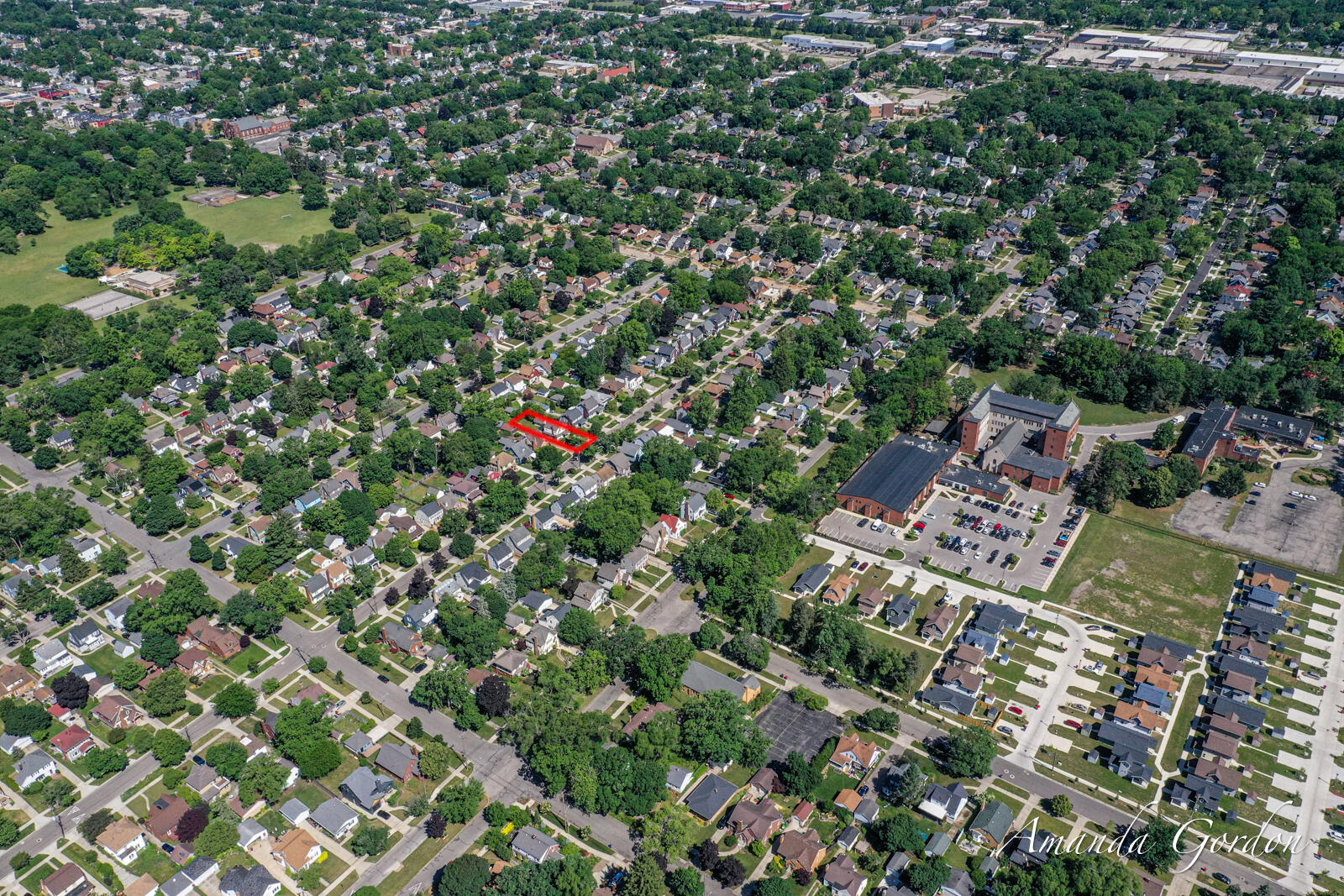 2101 Paris Avenue SE Grand Rapids MI 49507