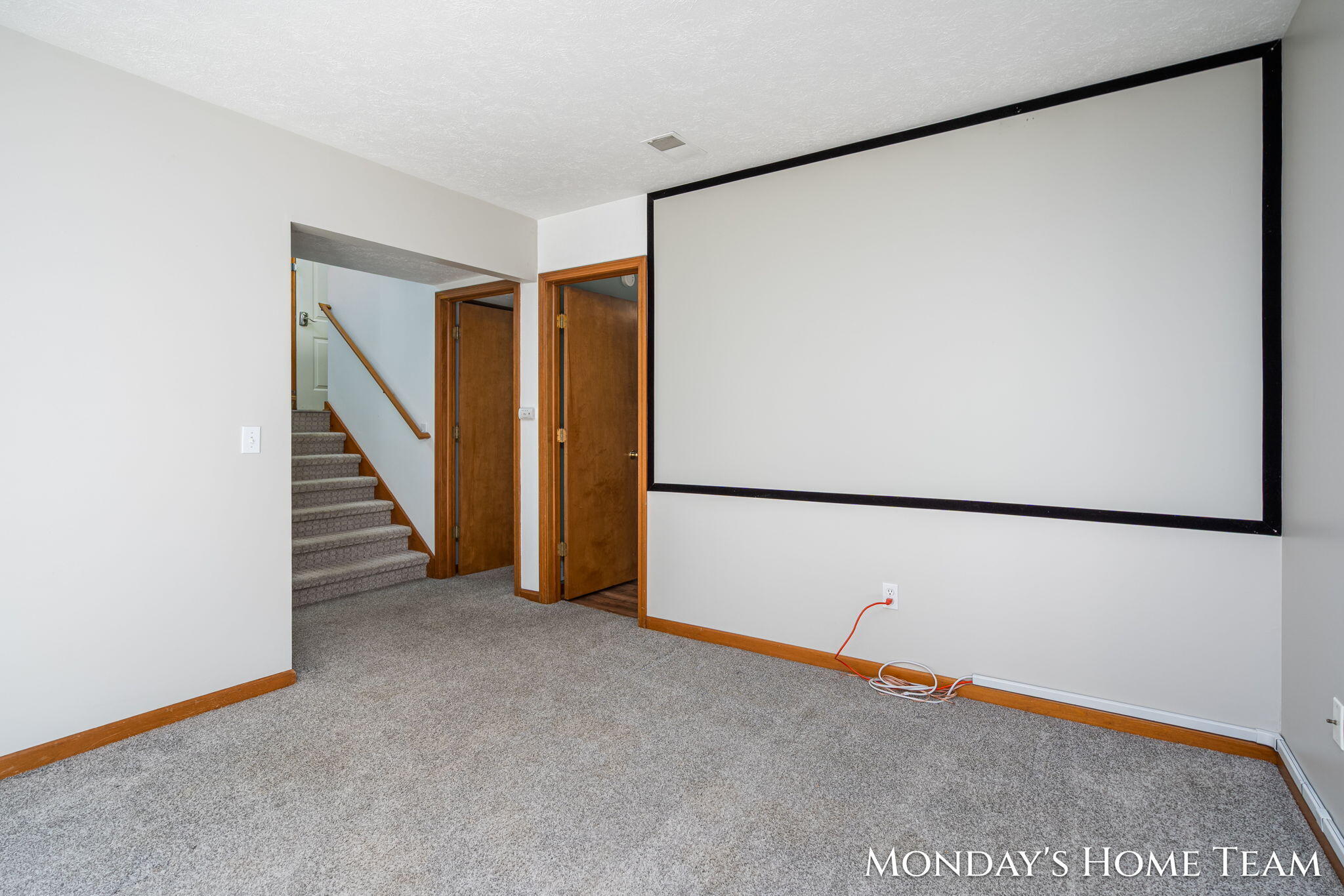 3334 Hazelnut Drive NW Grand Rapids MI 49504