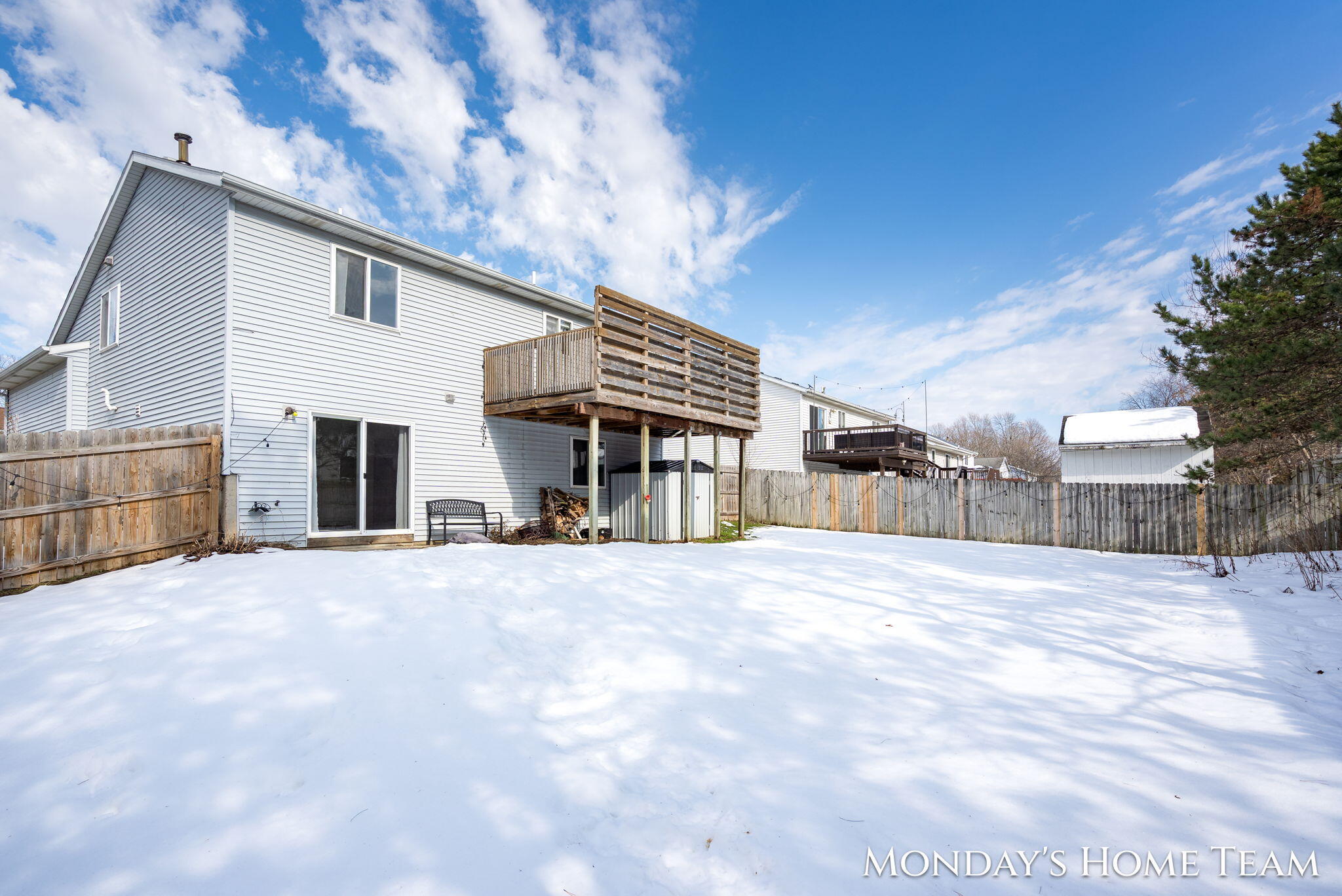 3334 Hazelnut Drive NW Grand Rapids MI 49504