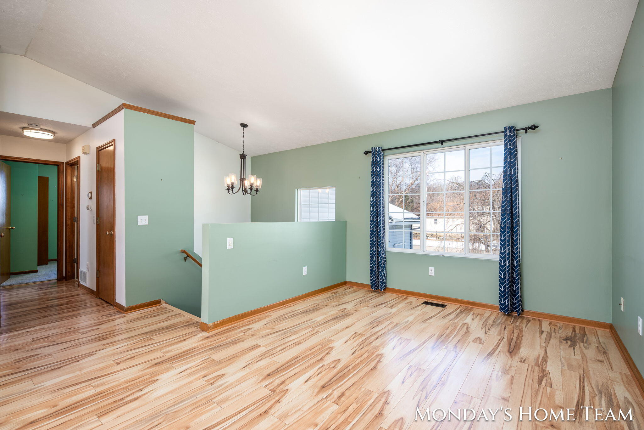 3334 Hazelnut Drive NW Grand Rapids MI 49504