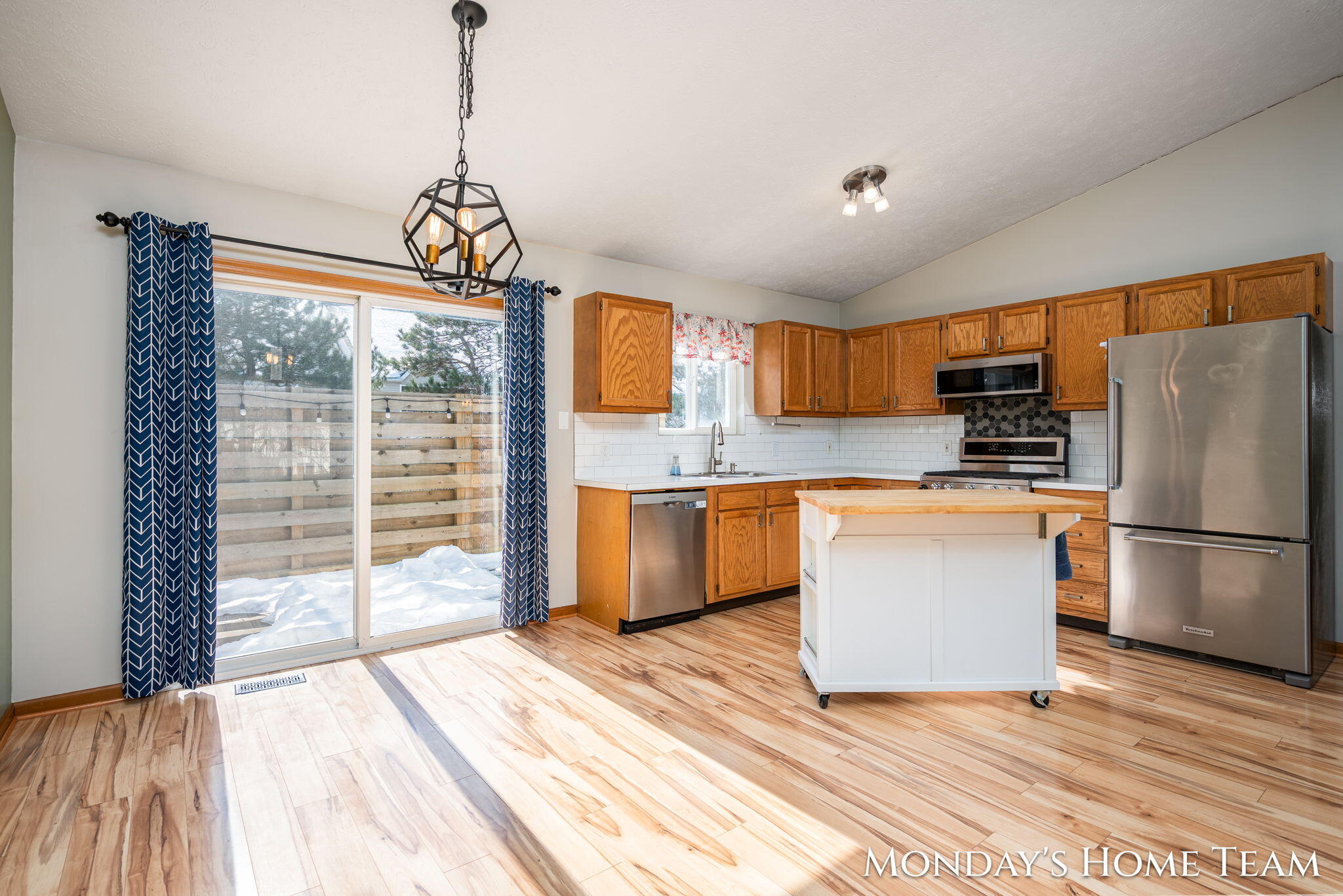 3334 Hazelnut Drive NW Grand Rapids MI 49504