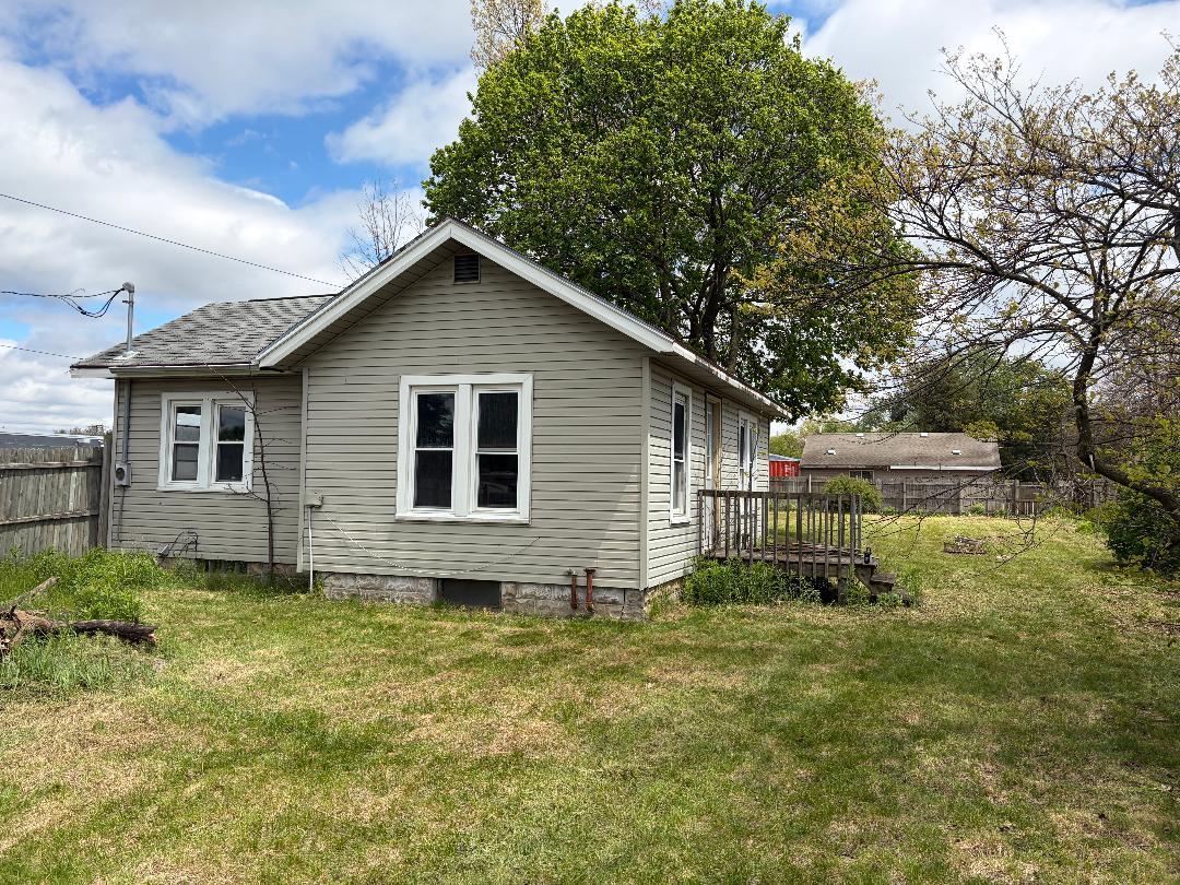2919 S 11th Street Niles MI 49120