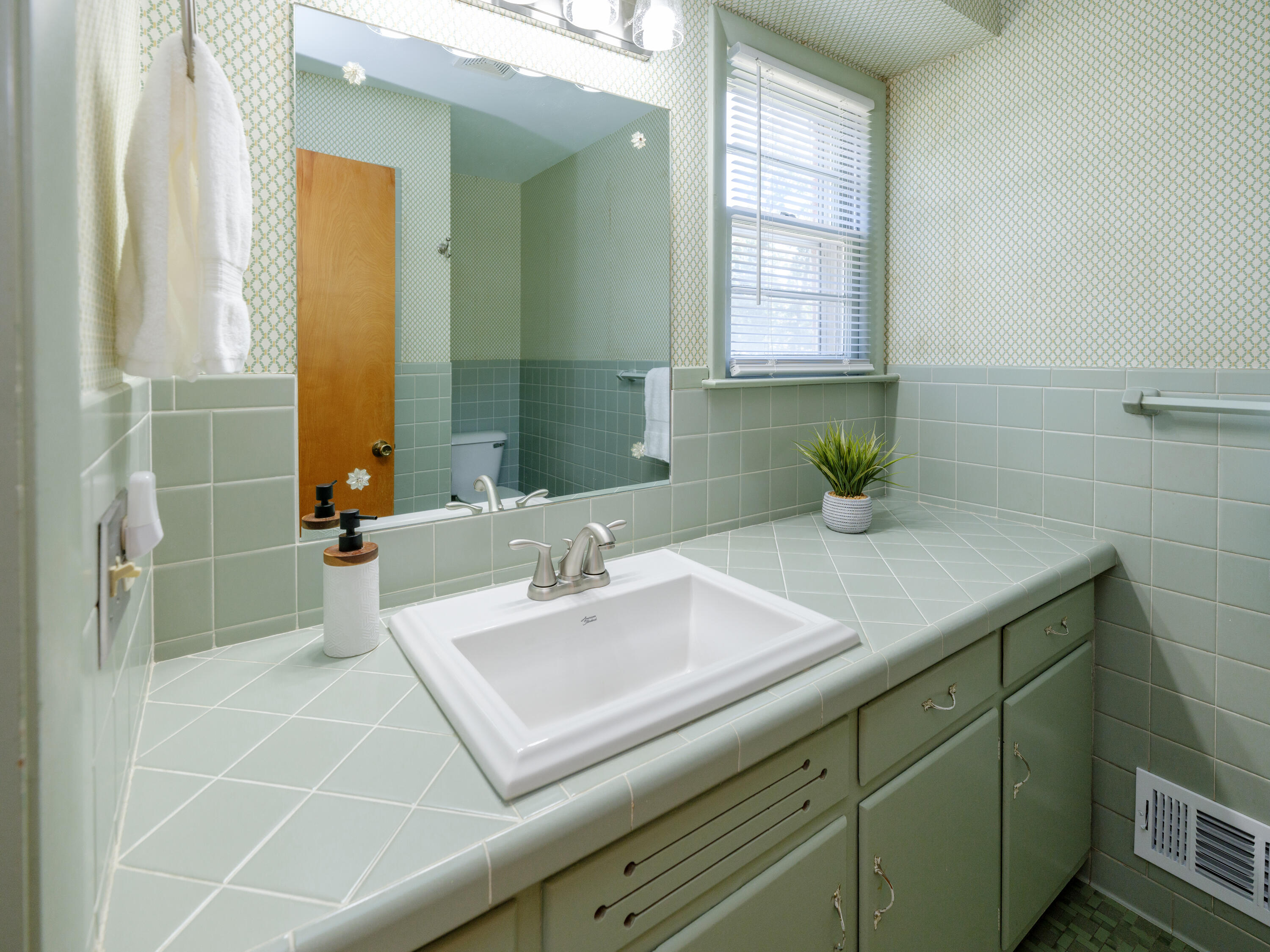 5139 Midfield Drive Portage MI 49002
