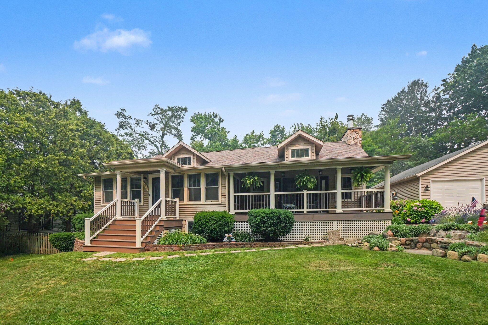 5359 Riverside Drive Coloma MI 49038
