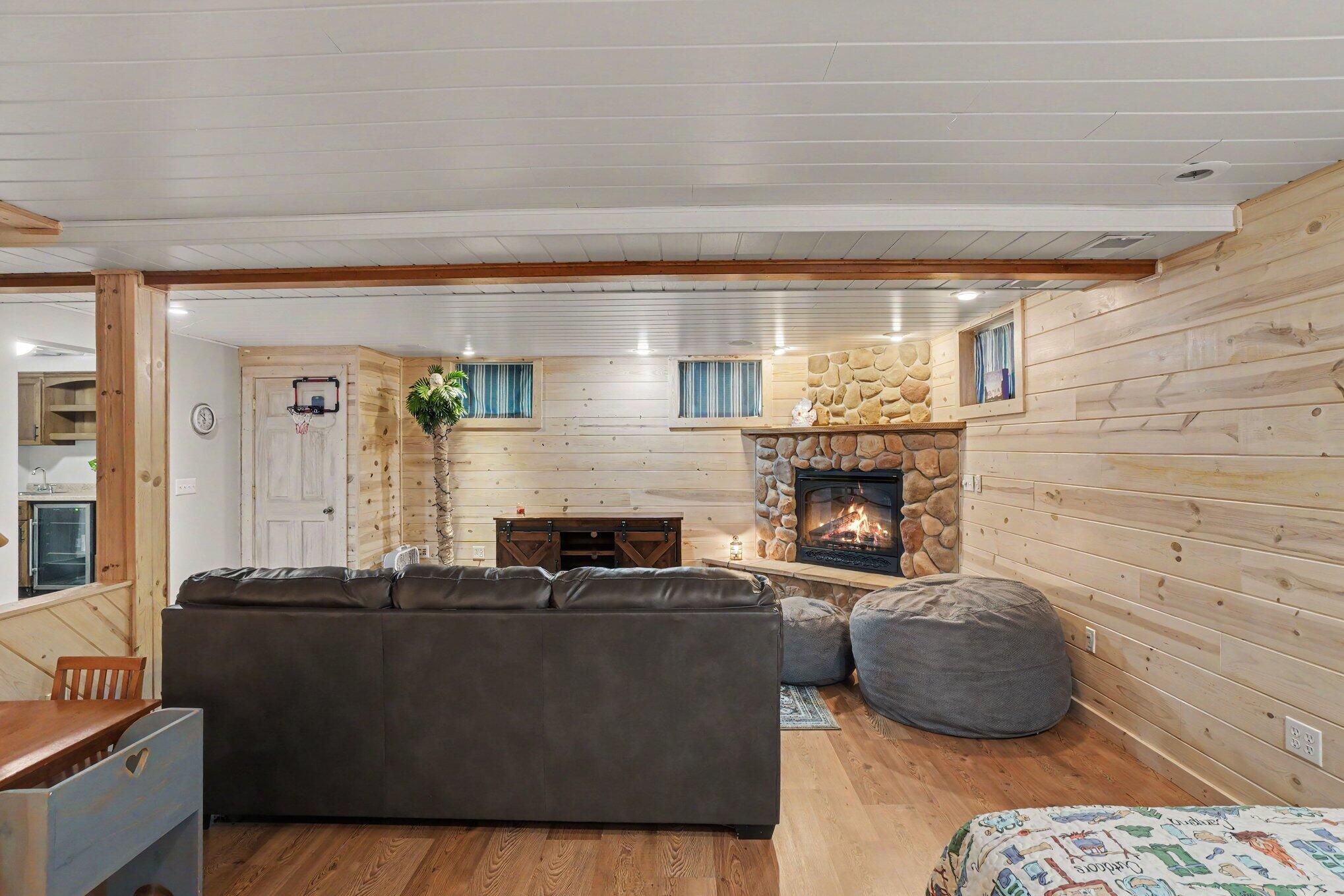 5359 Riverside Drive Coloma MI 49038