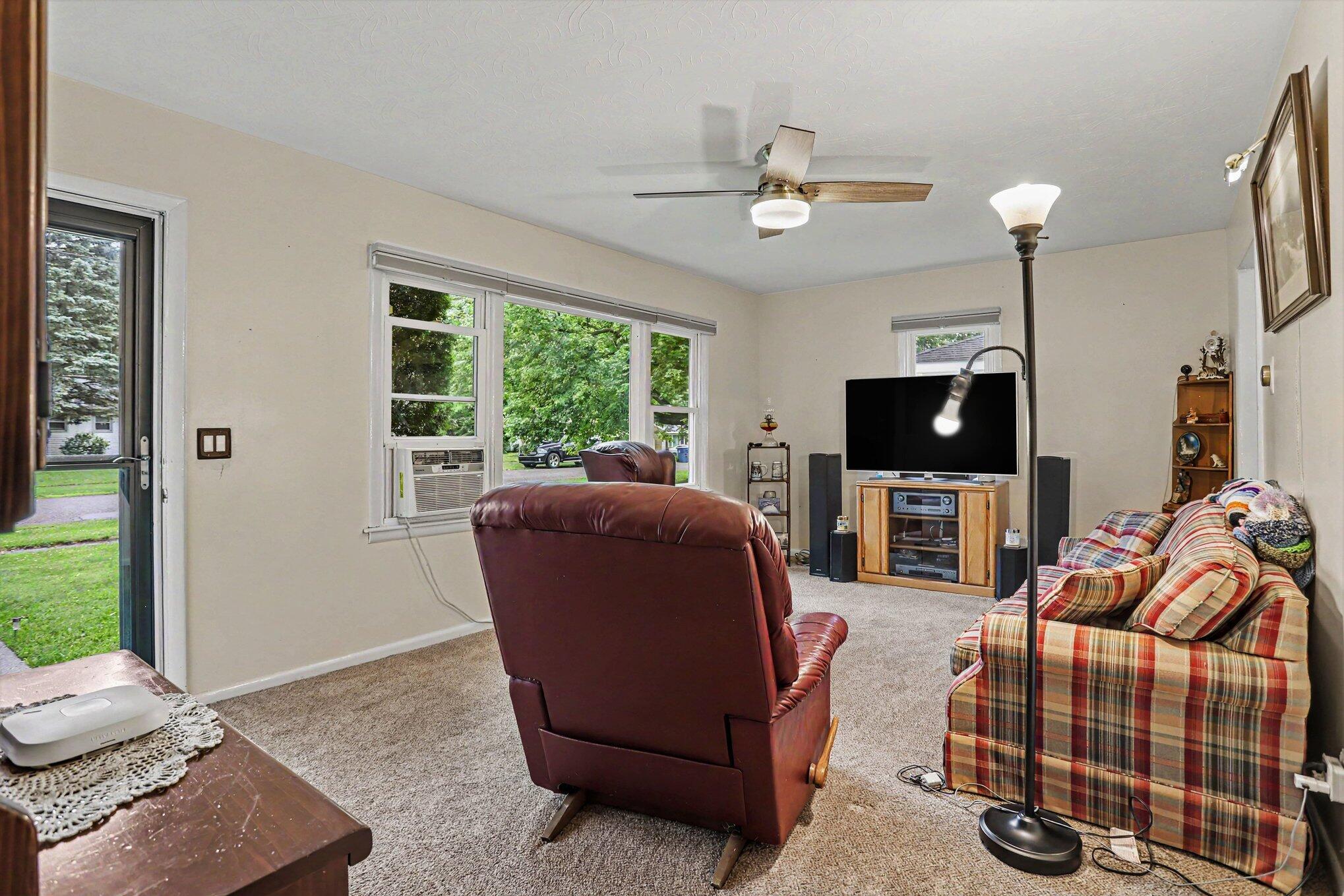 2207 Homecrest Avenue Kalamazoo MI 49001