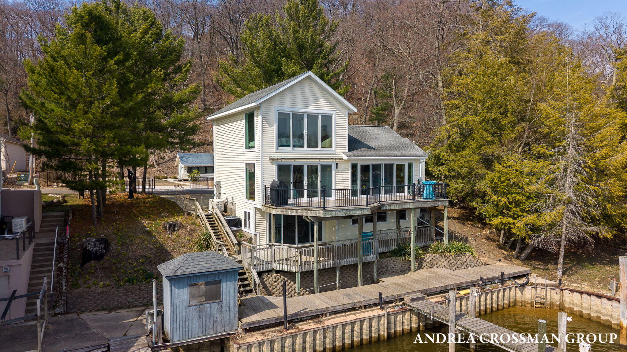1005 Park Street Saugatuck MI 49453