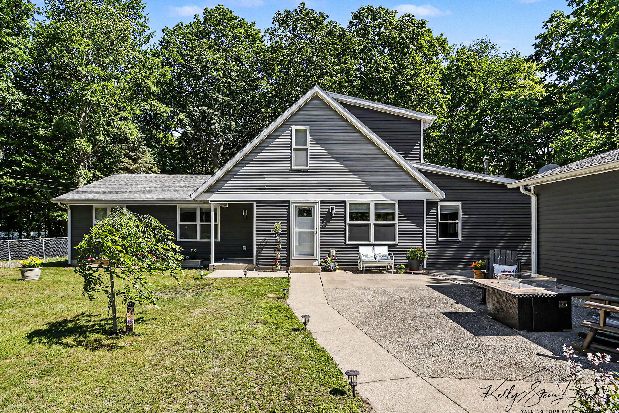 17566 Blue Star Memorial Highway South Haven MI 49090