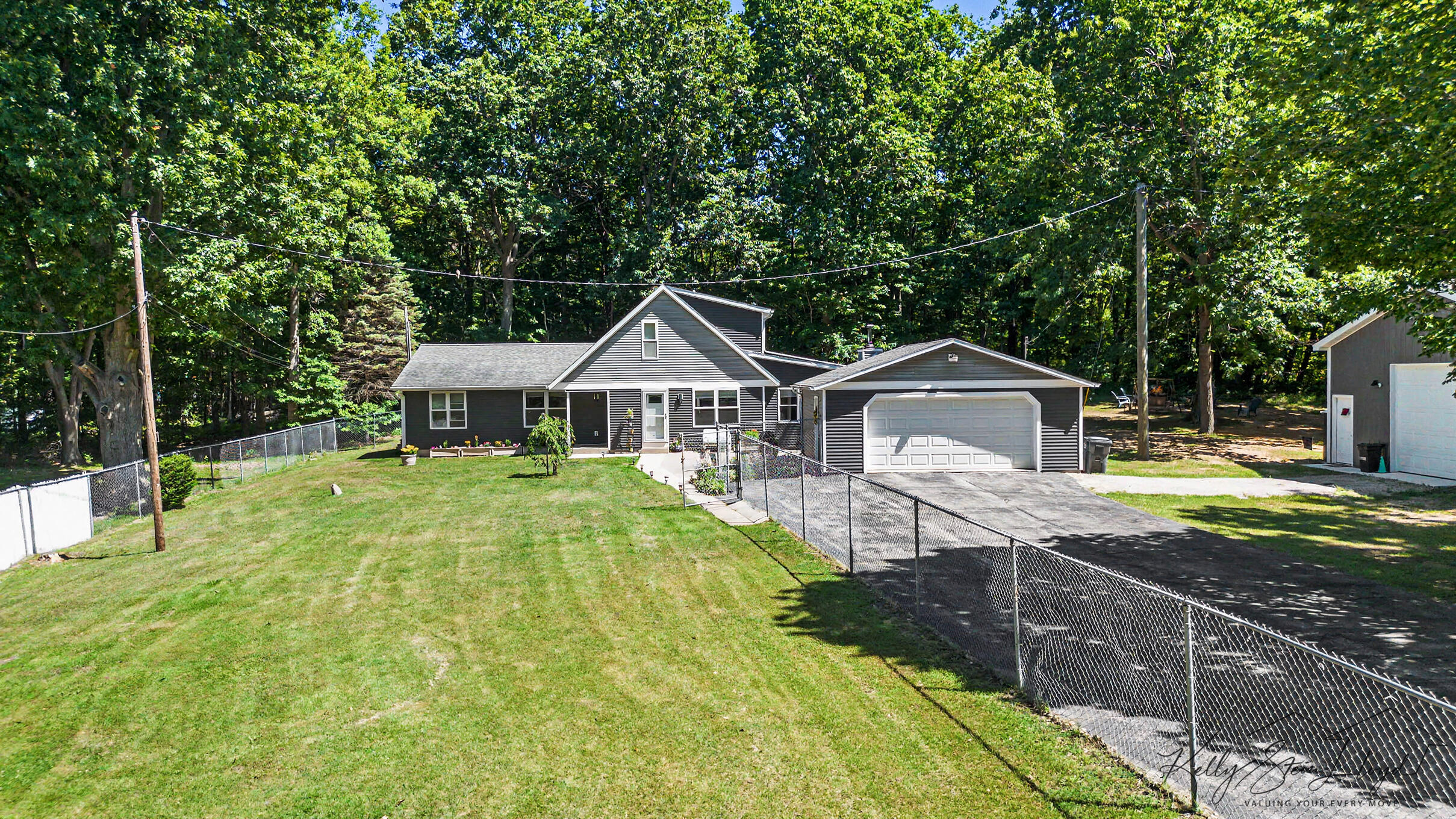 17566 Blue Star Memorial Highway South Haven MI 49090