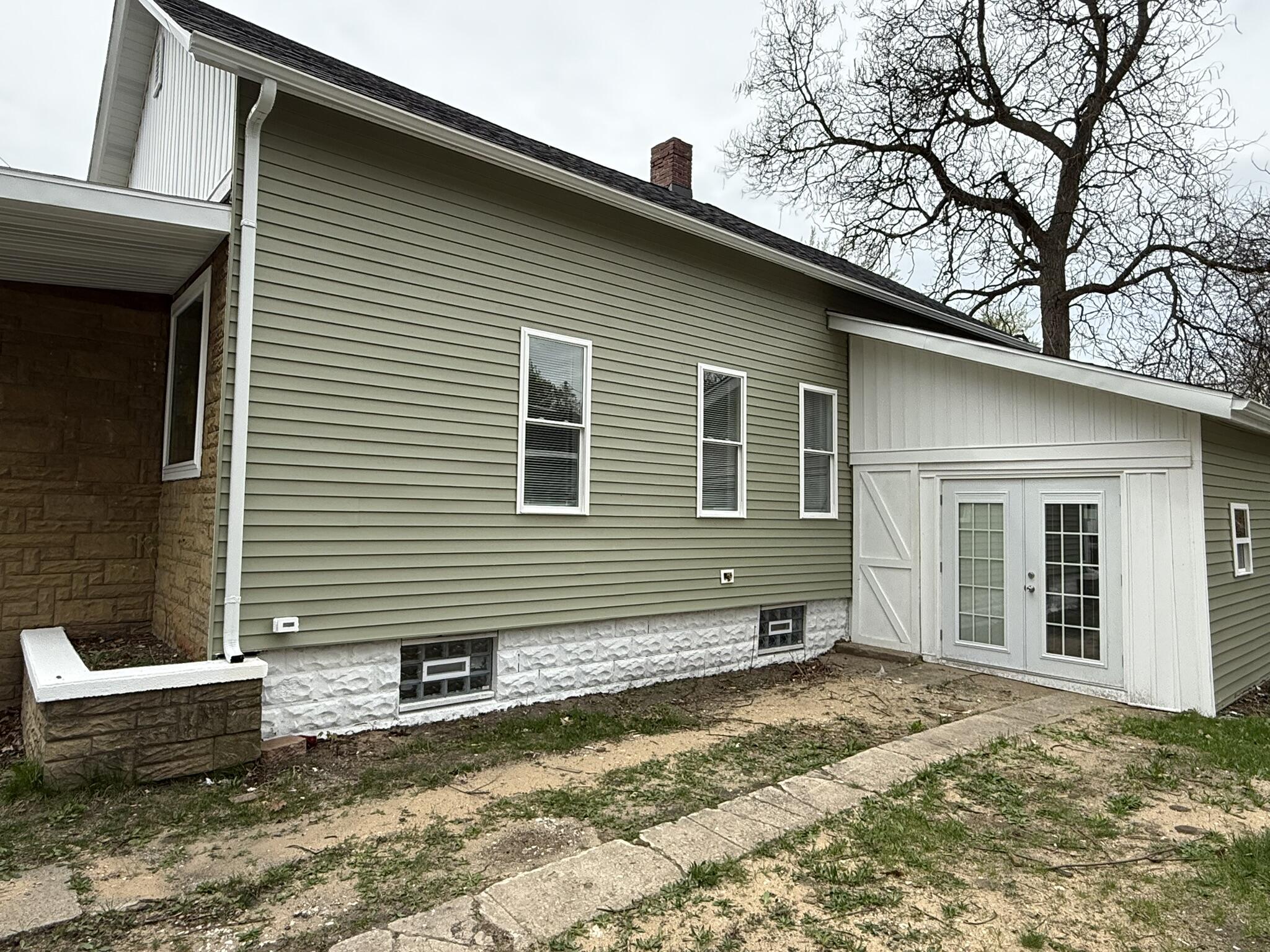 979 Scott Street Muskegon MI 49442