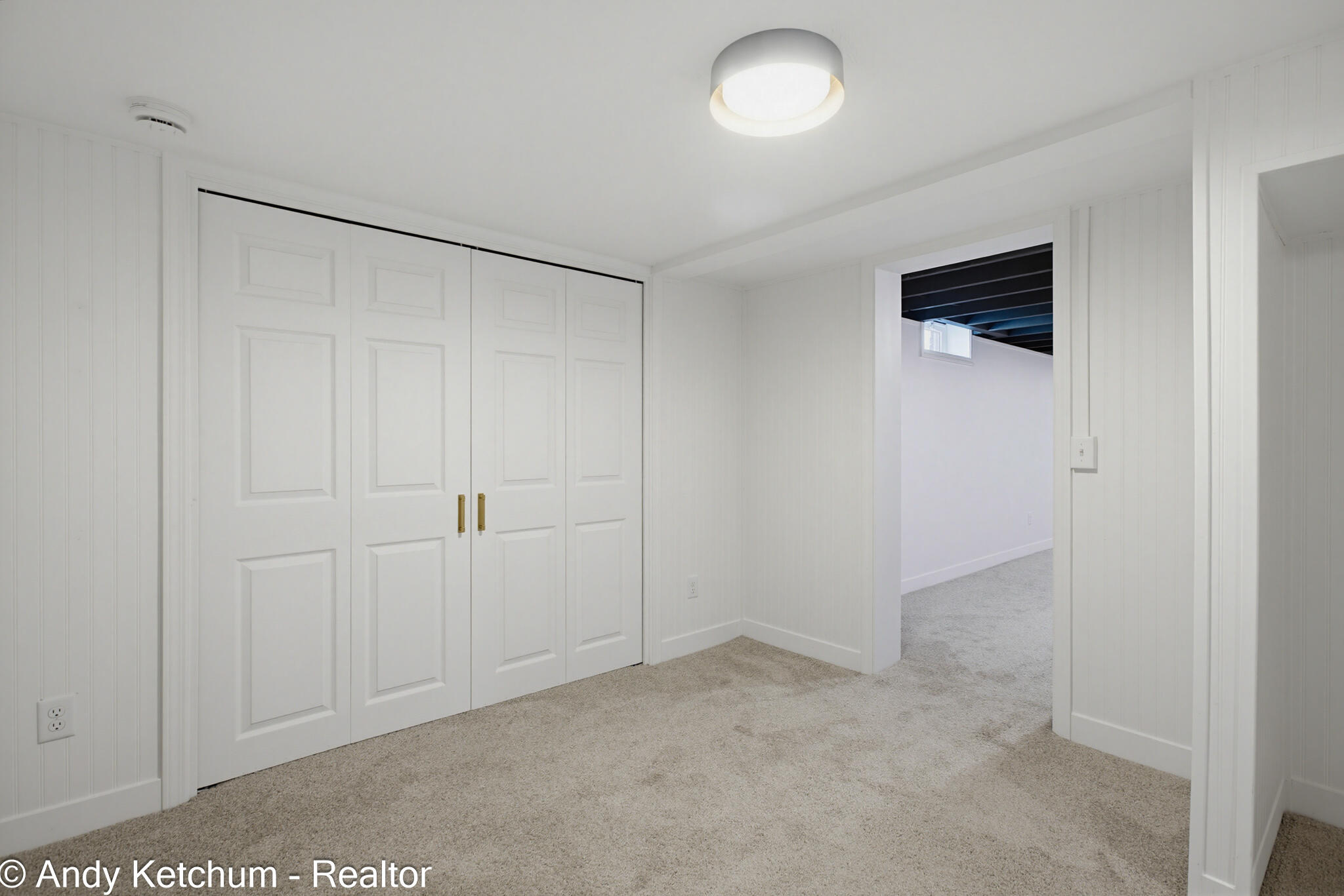 315 W 40th Street Holland MI 49423