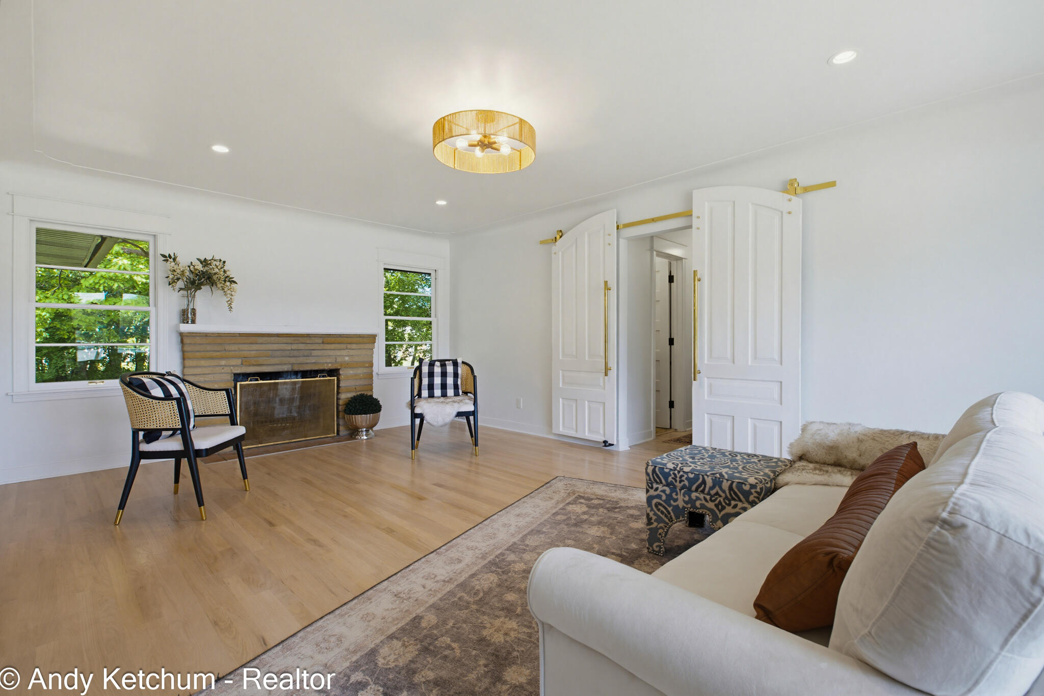 315 W 40th Street Holland MI 49423