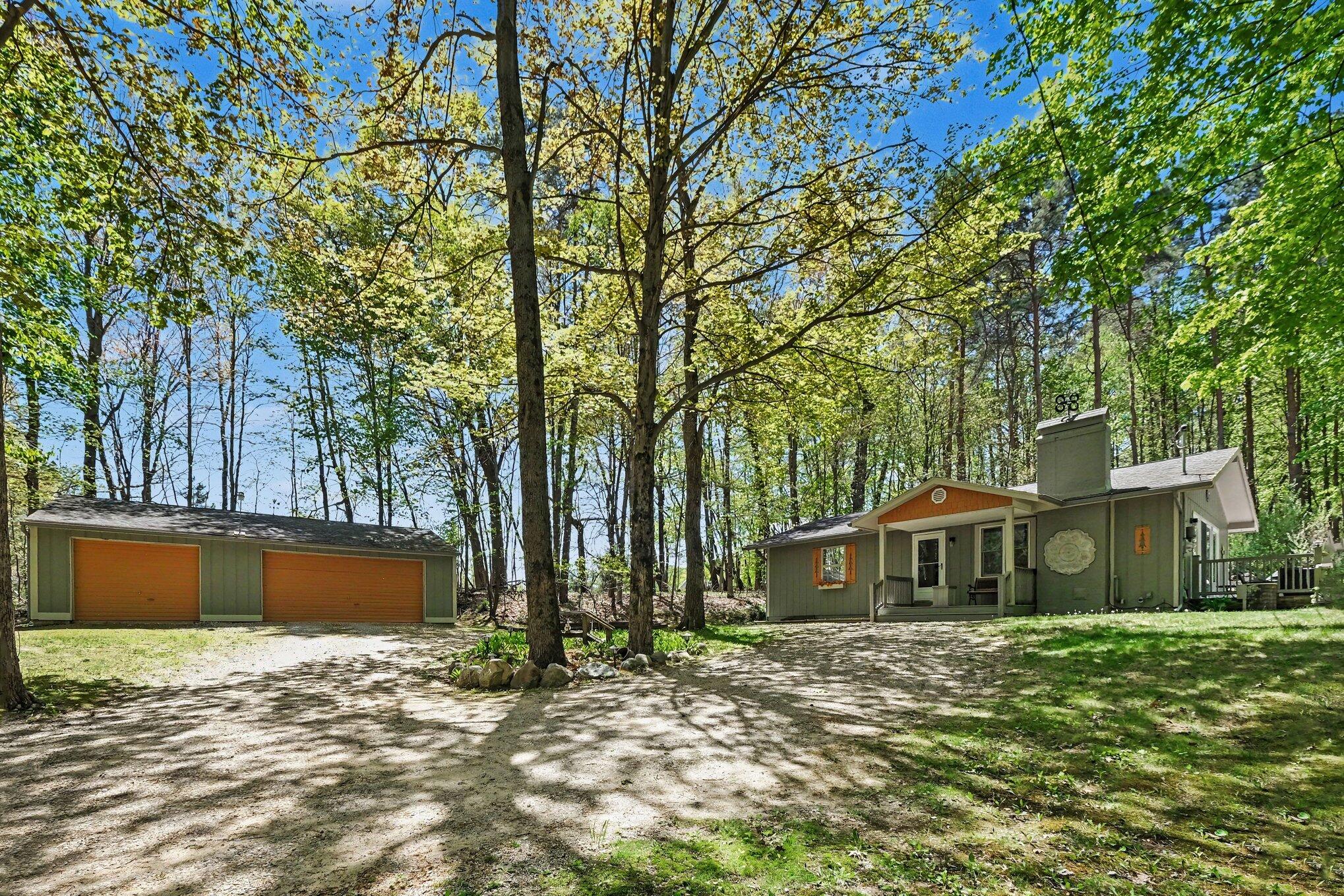 6363 Tiffany Avenue NE Rockford MI 49341