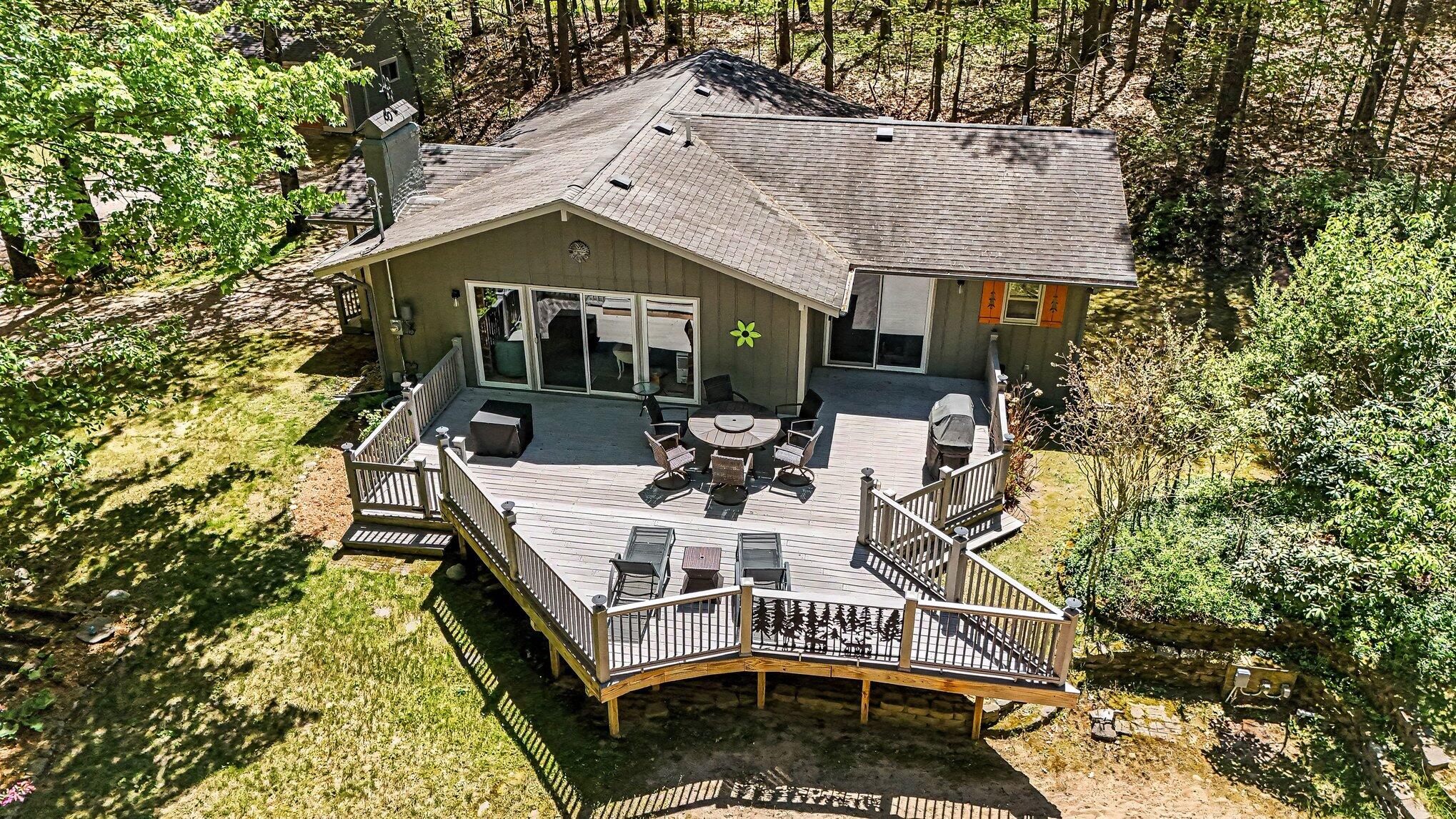 6363 Tiffany Avenue NE Rockford MI 49341