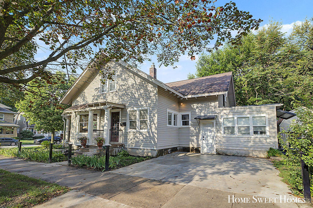 1259 Sherman Street SE Grand Rapids MI 49506