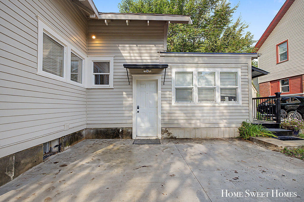 1259 Sherman Street SE Grand Rapids MI 49506
