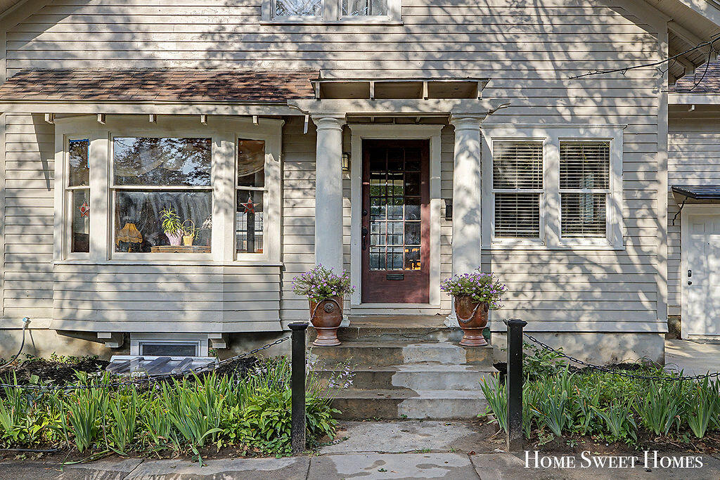 1259 Sherman Street SE Grand Rapids MI 49506