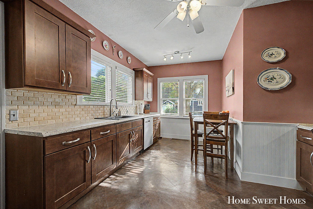 1259 Sherman Street SE Grand Rapids MI 49506