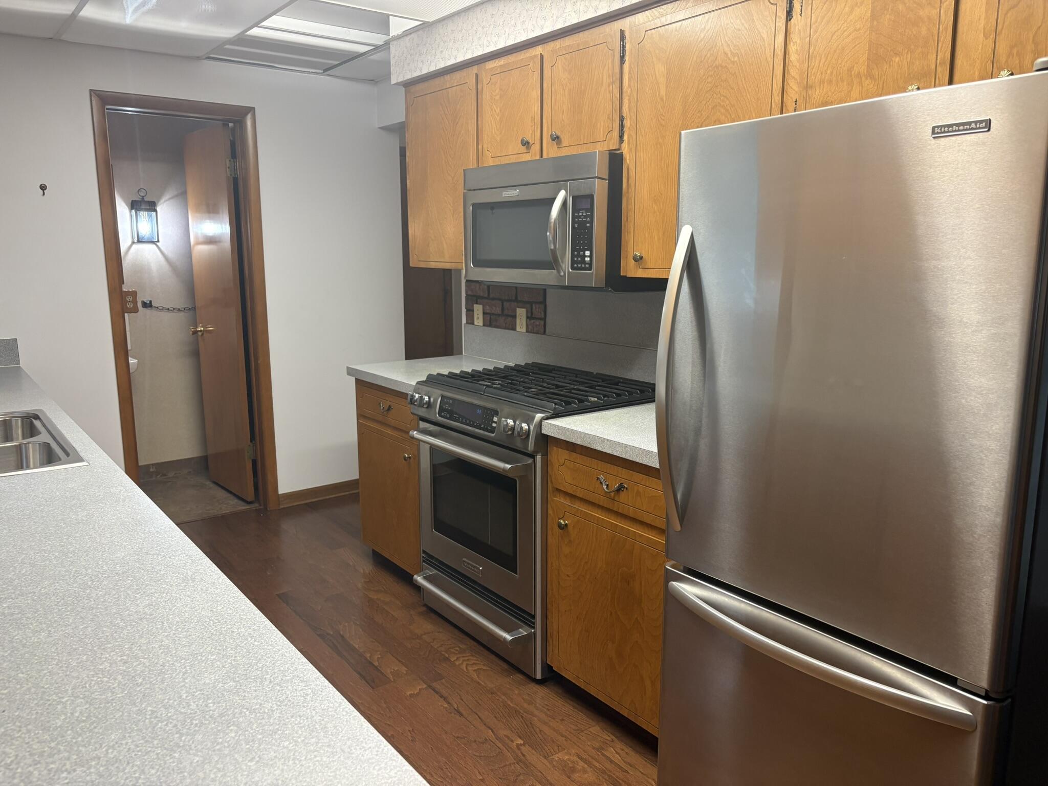 1640 Sauter Street Muskegon MI 49442