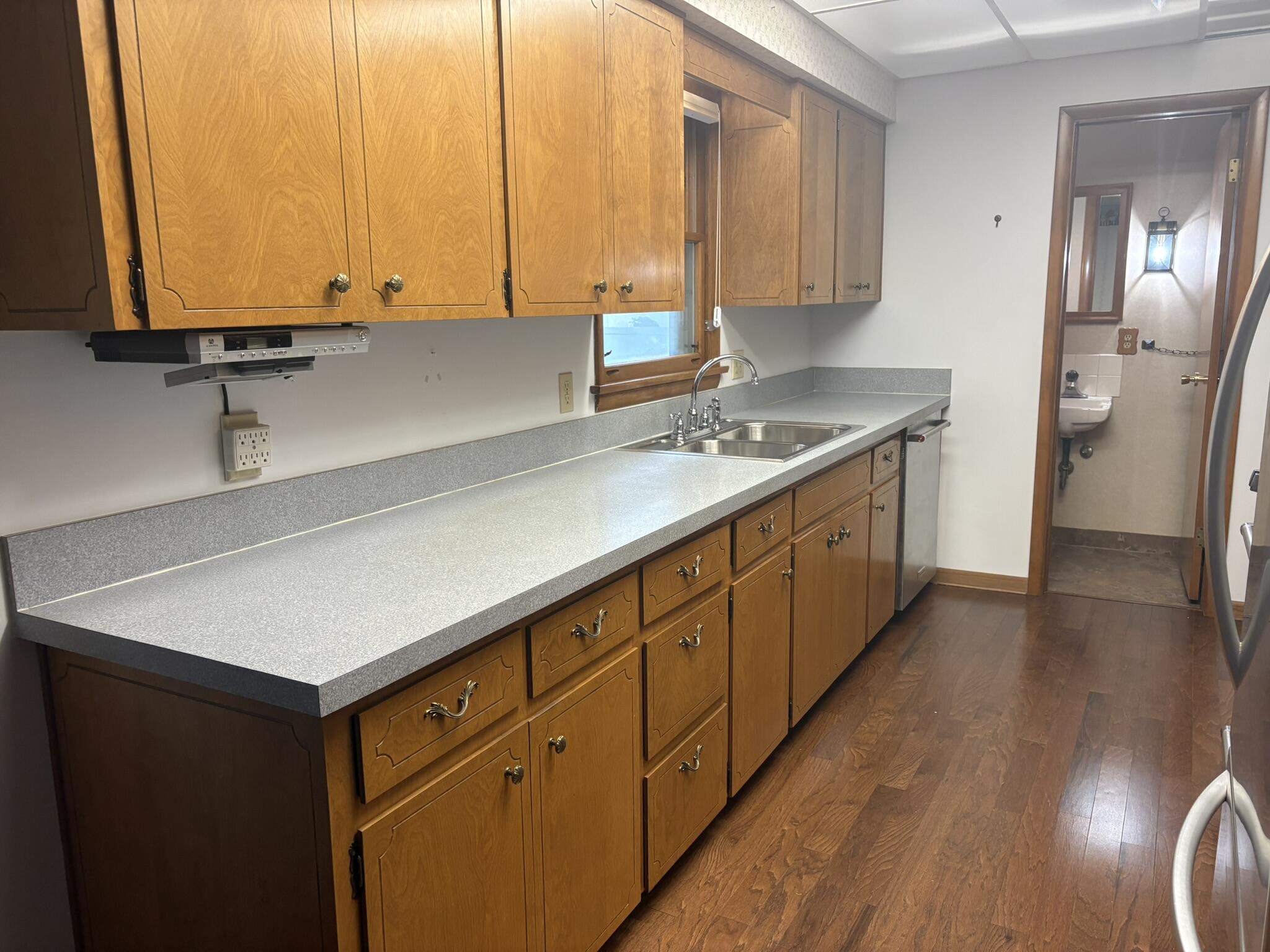 1640 Sauter Street Muskegon MI 49442