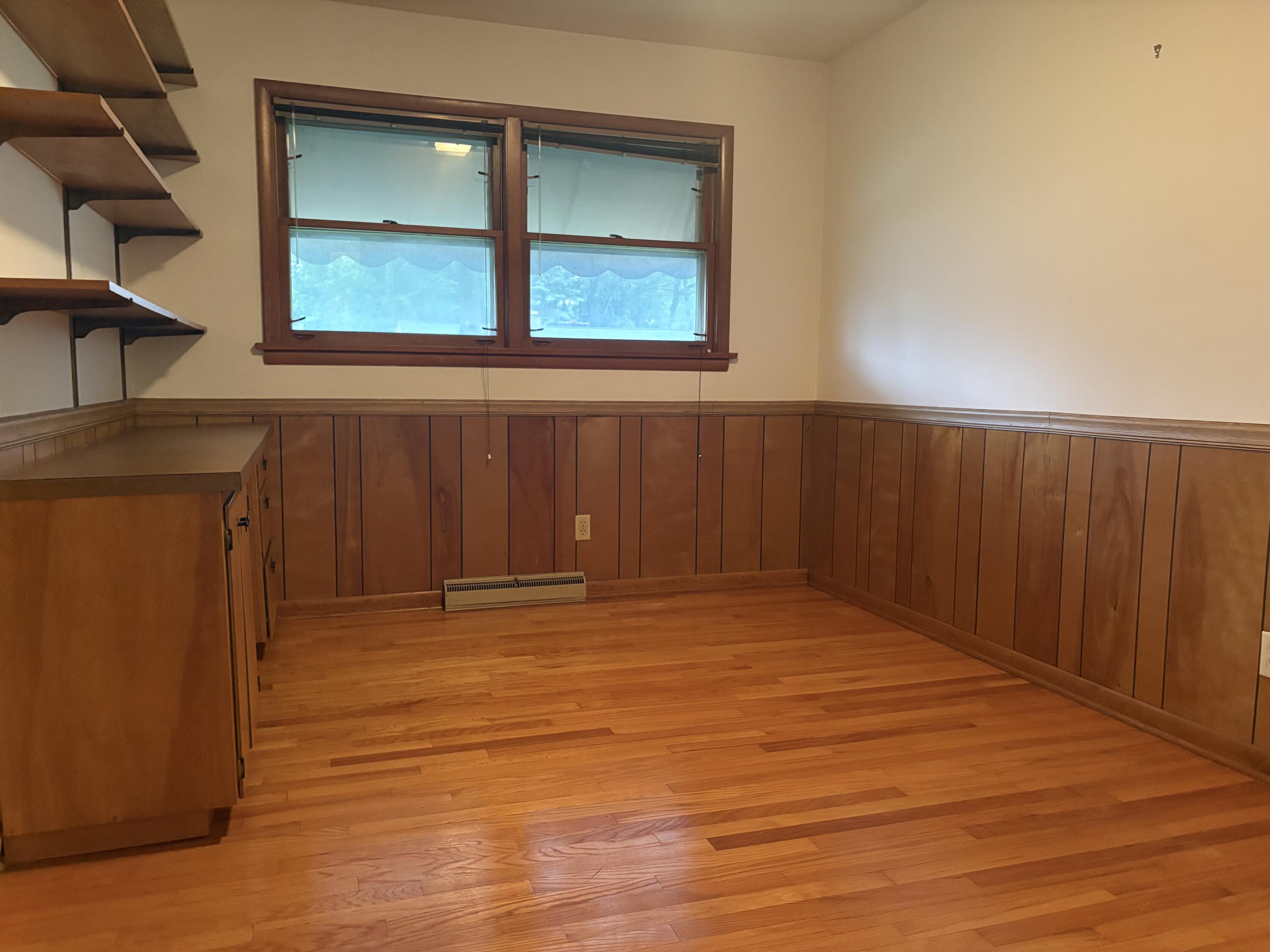 1640 Sauter Street Muskegon MI 49442