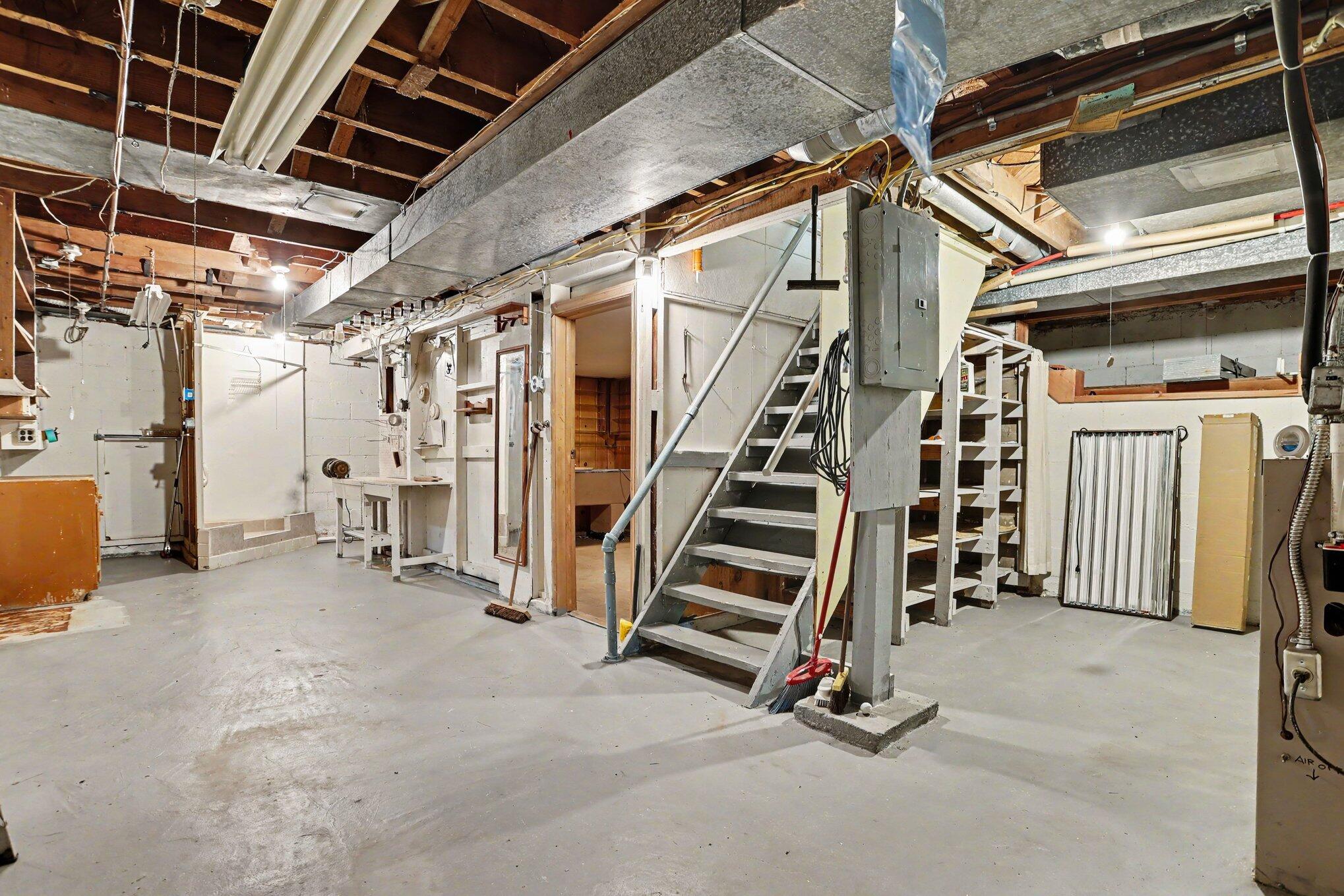 6439 Oakland Drive Portage MI 49024