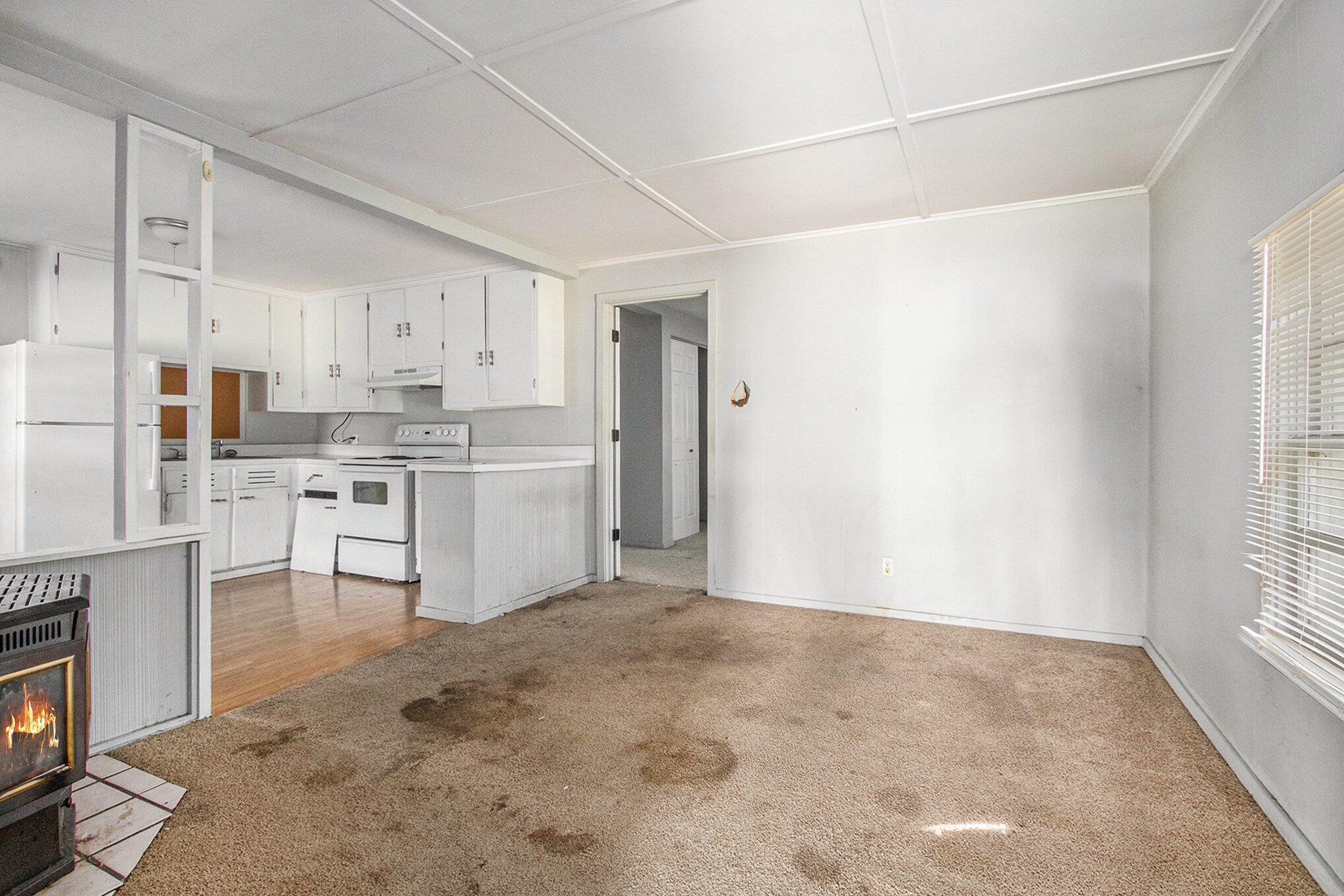 1005 E Front Street Buchanan MI 49107